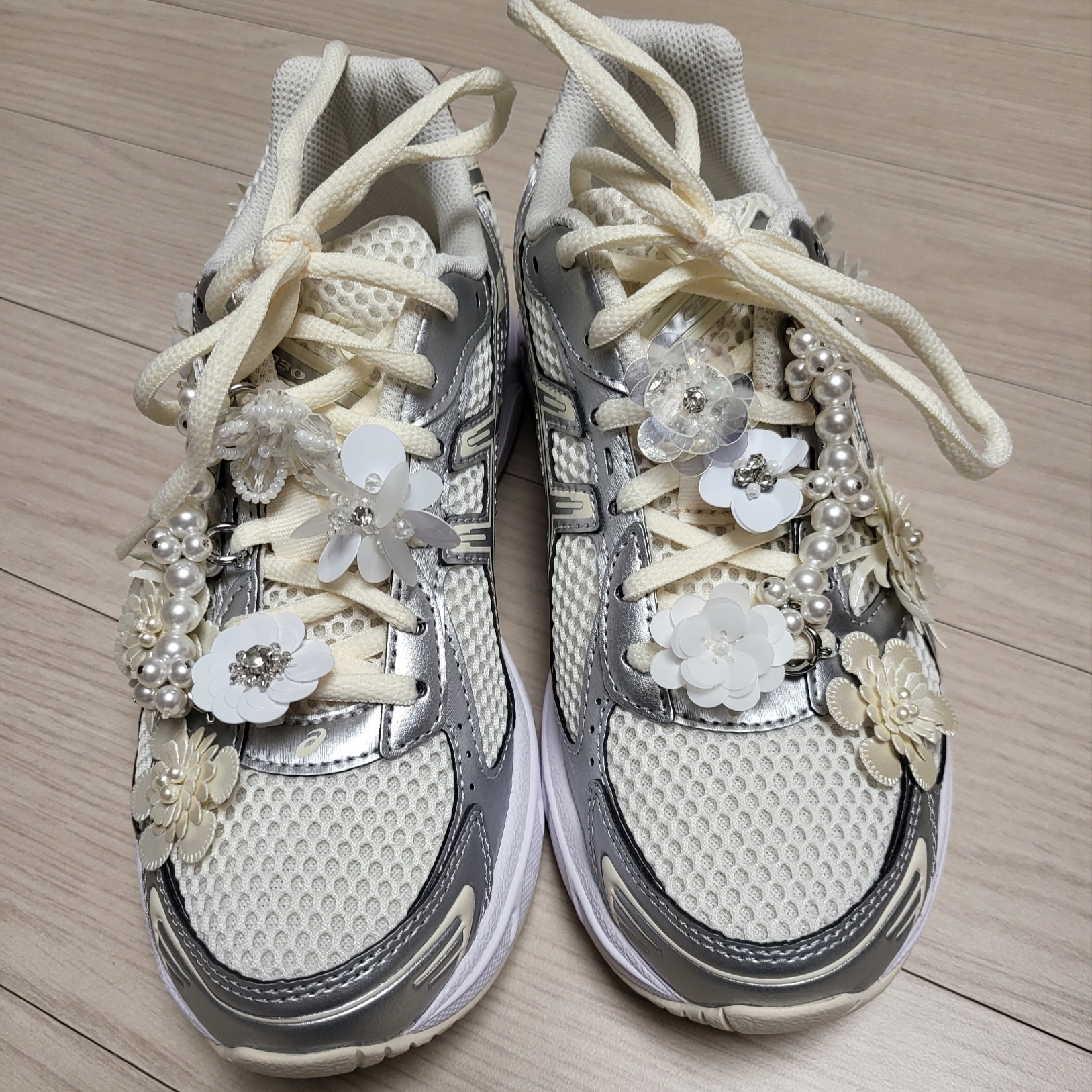 (W) Asics Gel-1130 Cream Pure Silver 착용 스타일