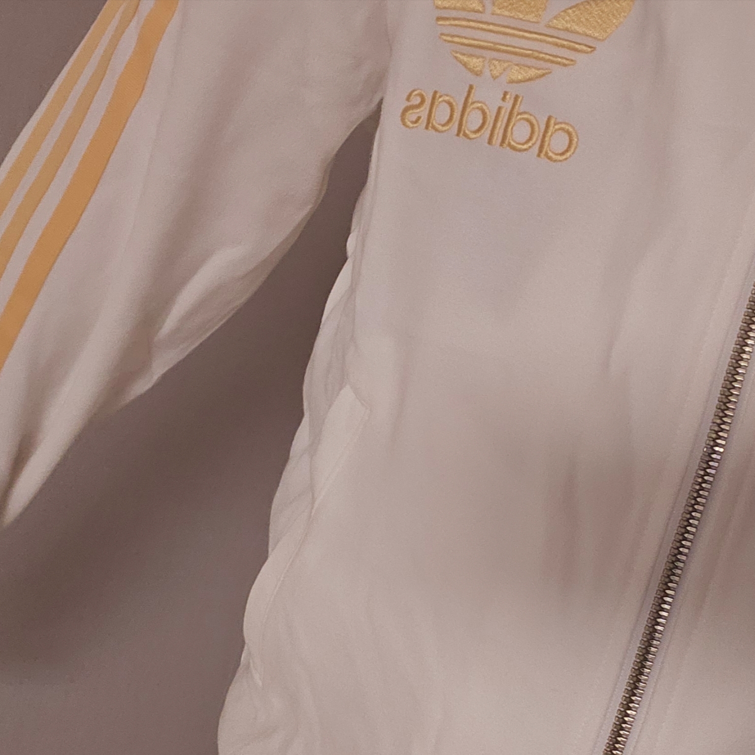 (W) Adidas Originals Beckenbauer Crepe Track Top Off White - KR Sizing 착용 스타일