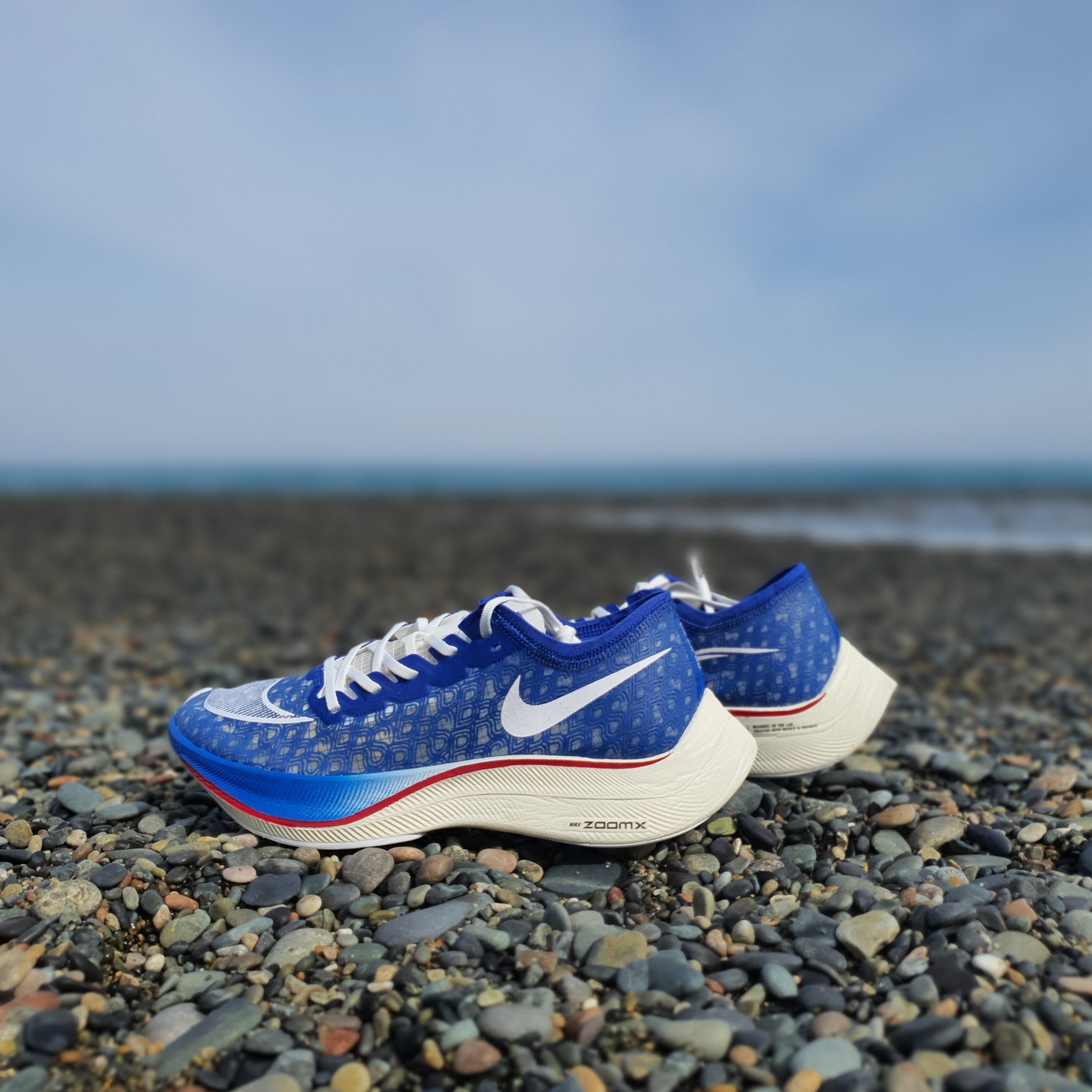 Nike ZoomX Vaporfly Next% Game Royal White 착용 스타일