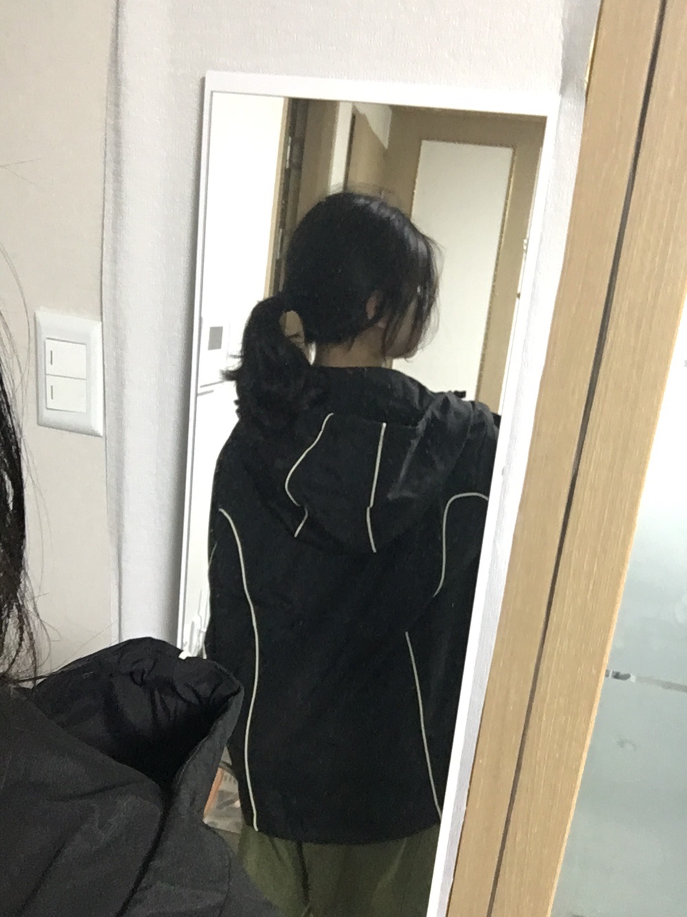 Diesel J-Hives Windbreaker with Contrast Piping Black 착용 스타일 - 3