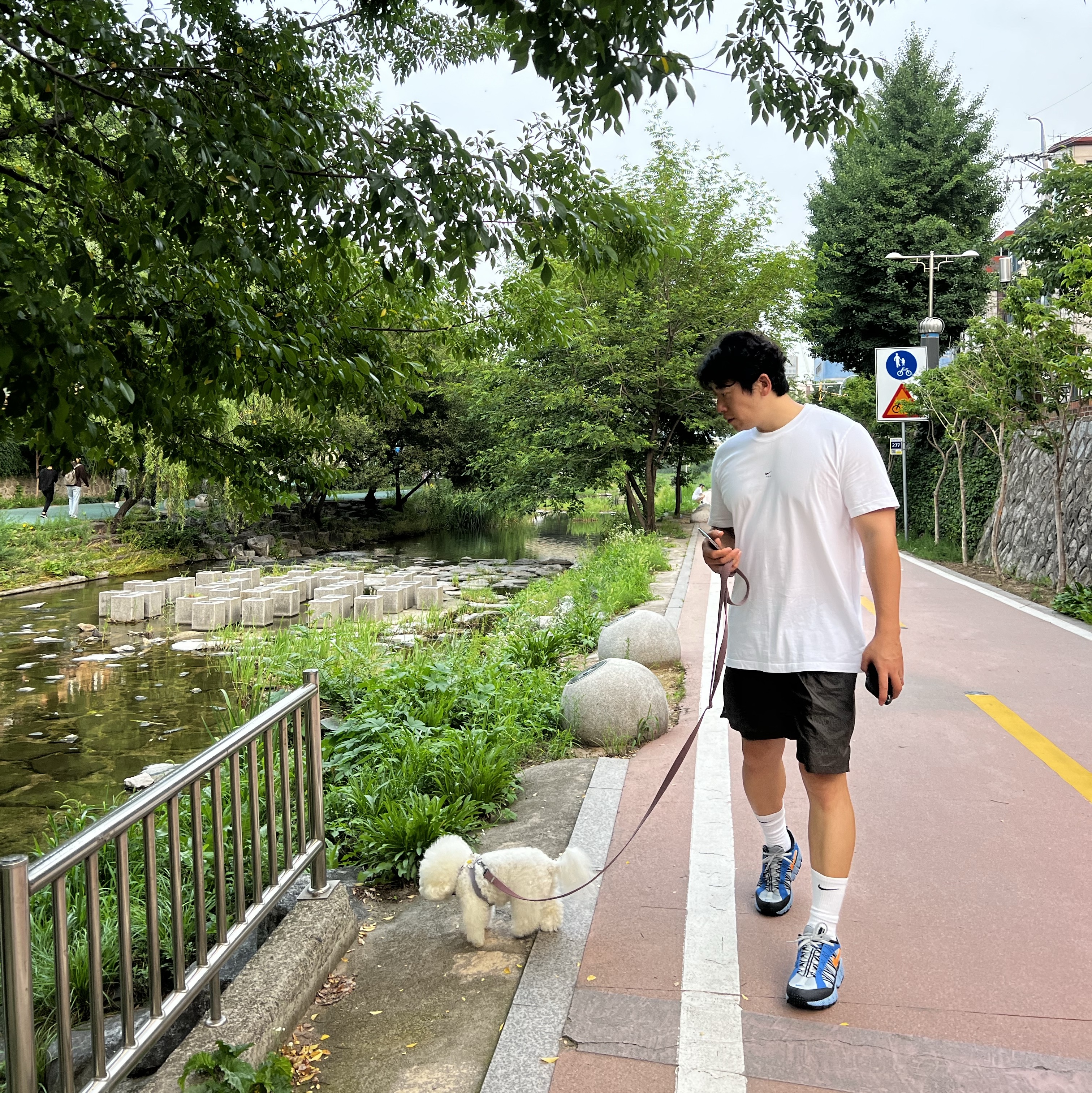 Nike Air Humara 17 Silver Blue Spark, Our Legacy Work Shop Nylon Taffeta Running Shorts Black 착용 스타일 - 4
