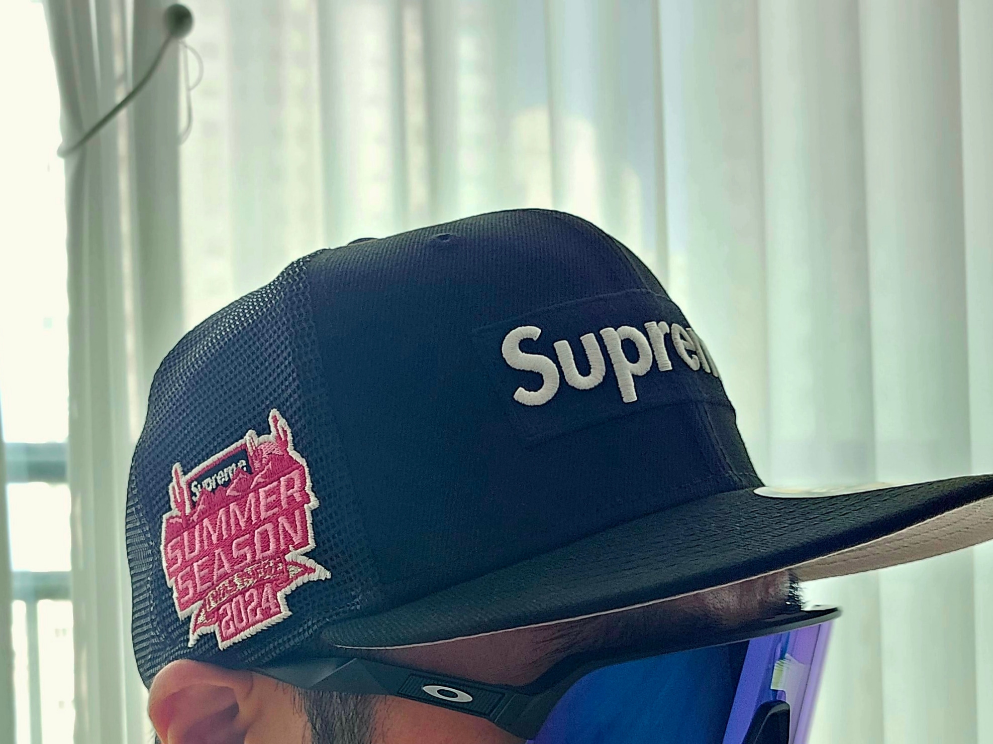 Supreme Box Logo Mesh Back New Era Black - 24SS 착용 스타일 - 3