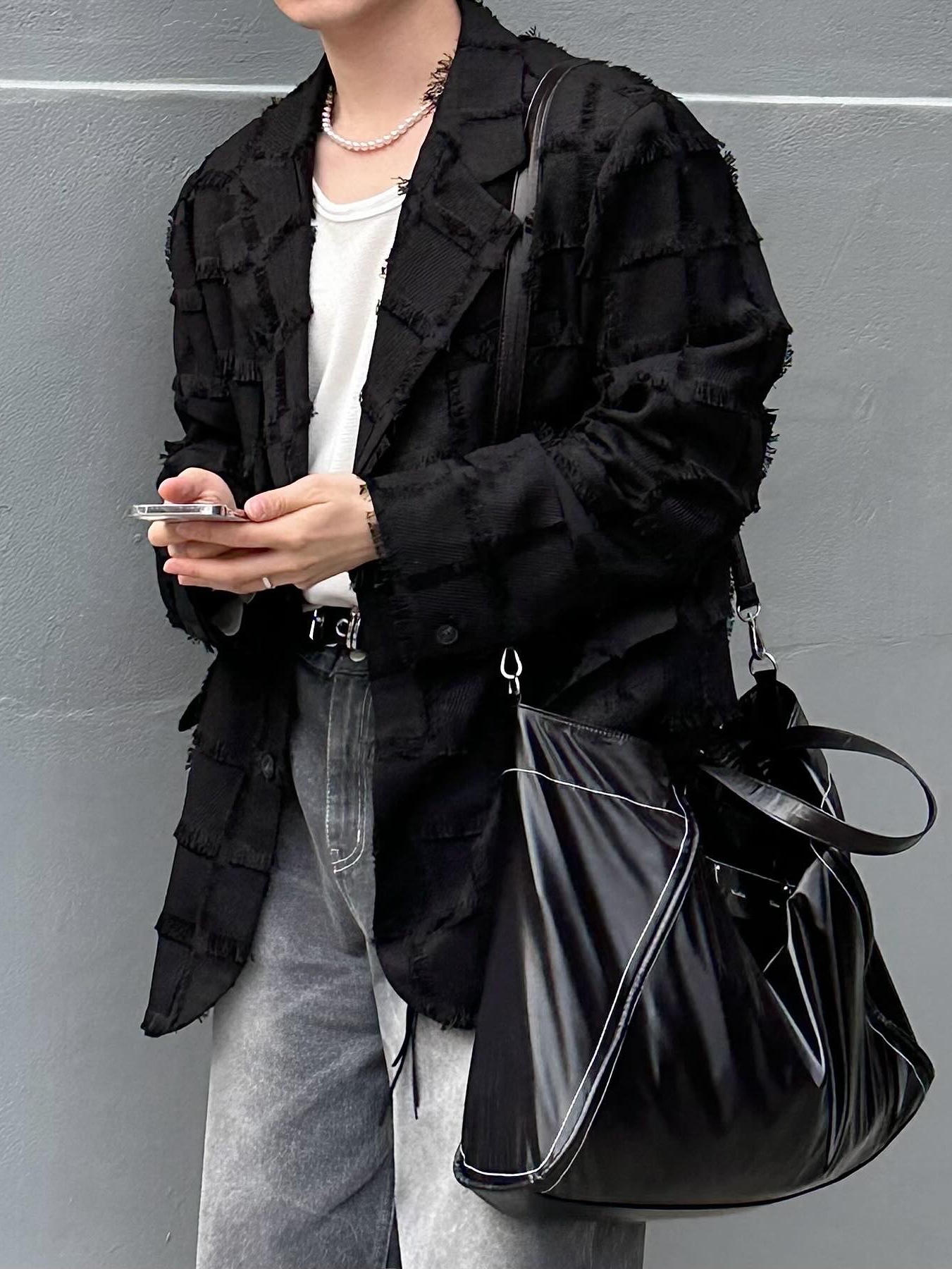 Matin Kim Big Coating Tote Bag Black, Nike Air Force 1 '07 Low White 착용 스타일 - 7