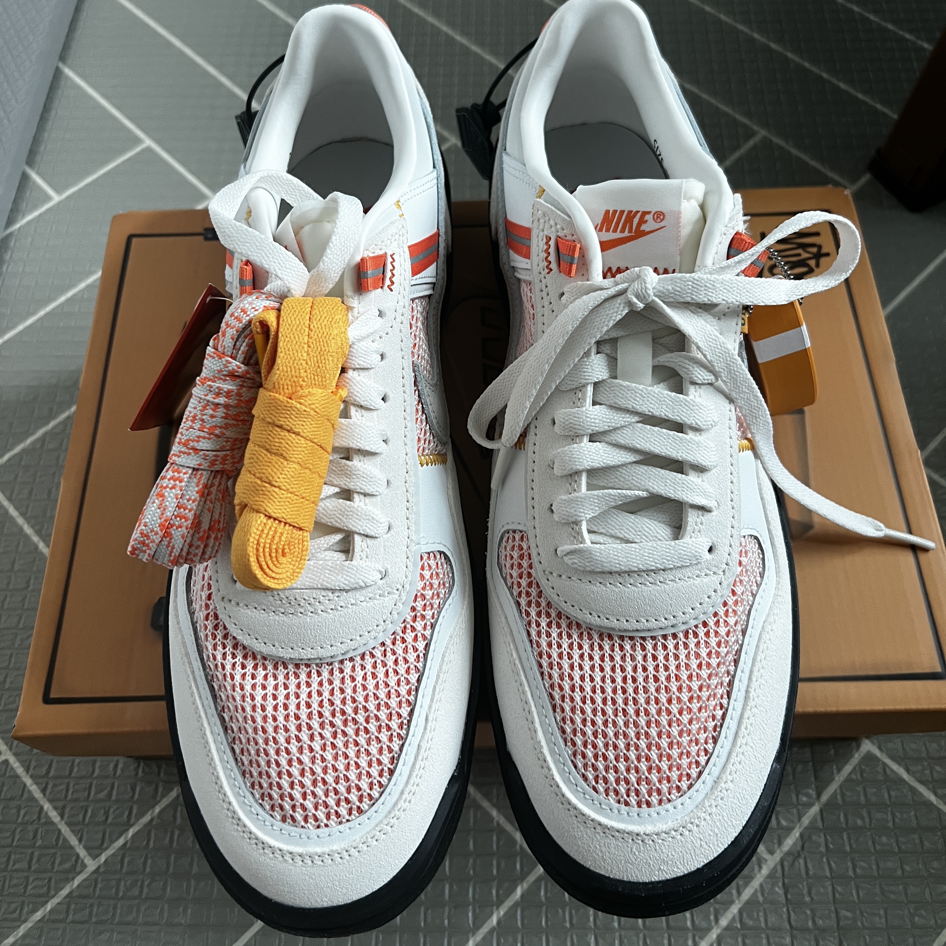Nike x Union Field General SP Ivory and Light Orewood Brown 착용 스타일