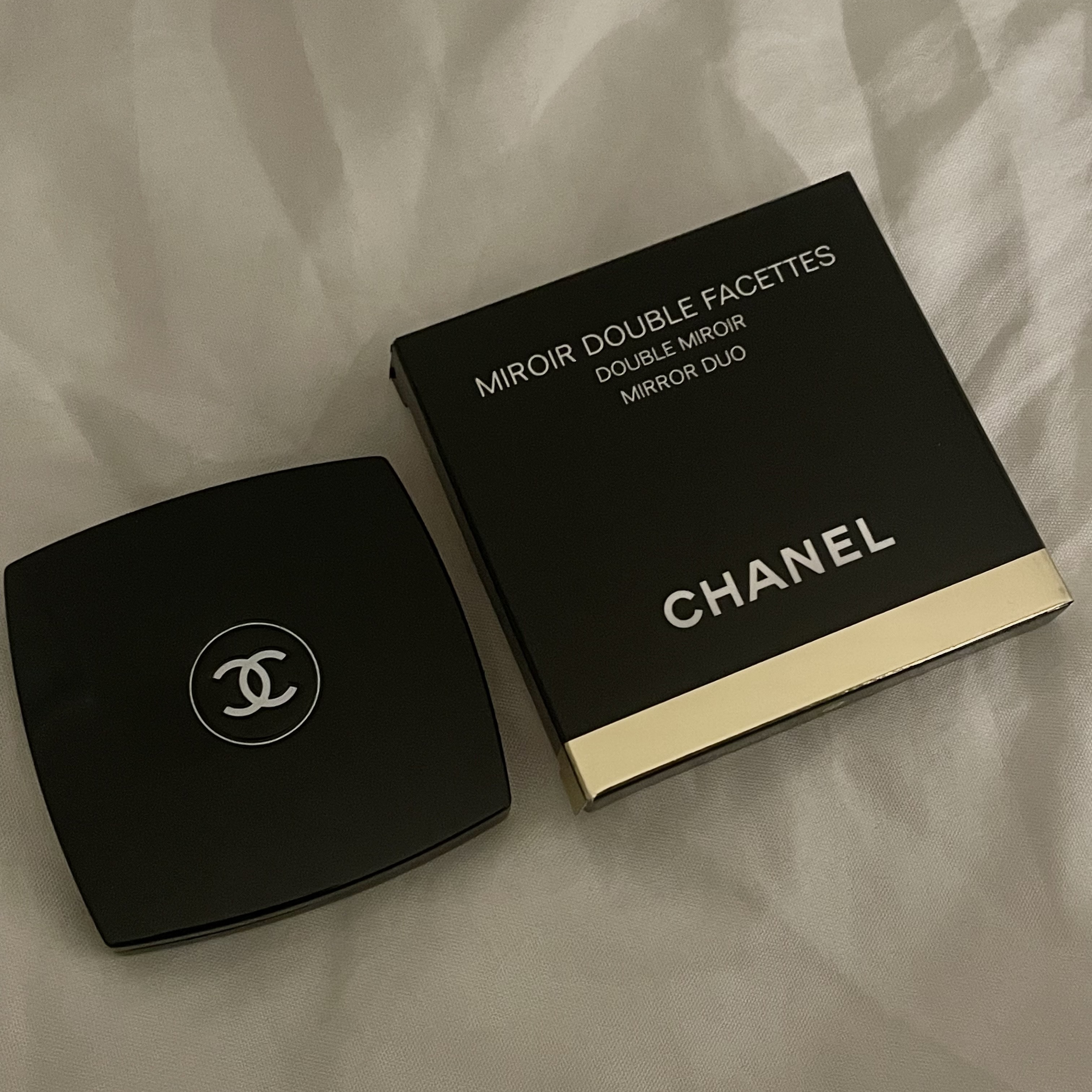 Chanel Miroir Double Facette 착용 스타일