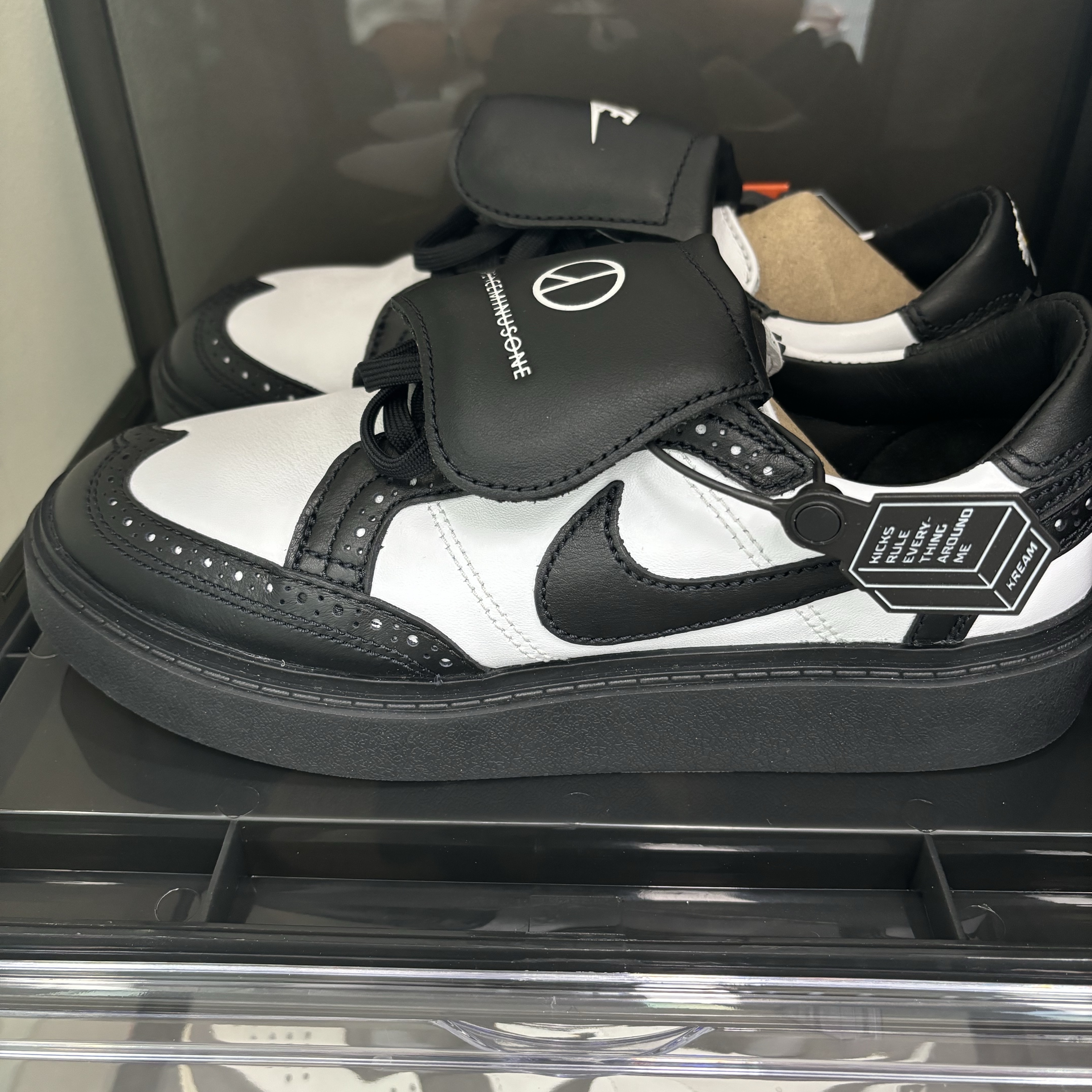 Nike x Peaceminusone Kwondo1 Black and White 착용 스타일