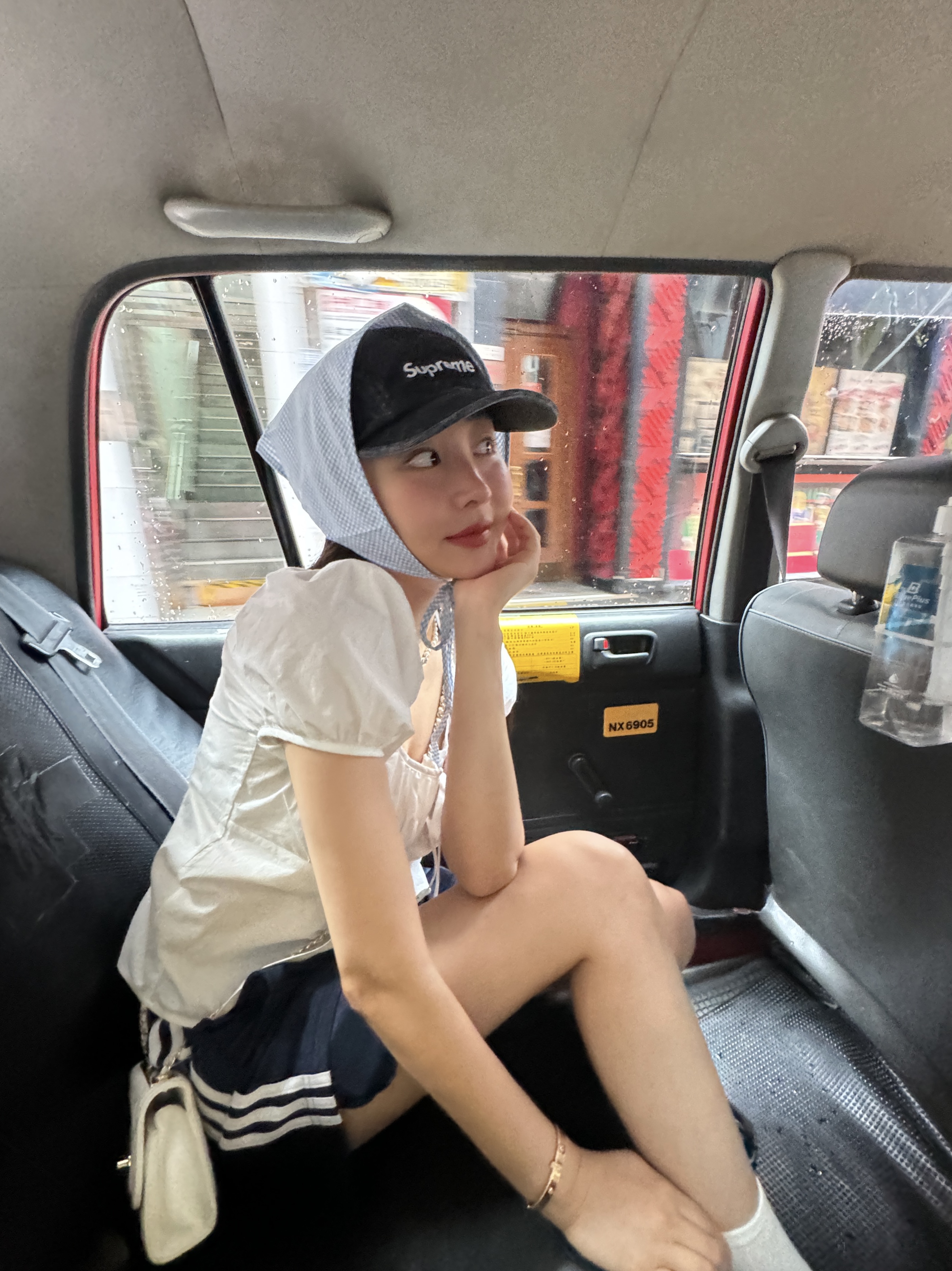 Adidas Adicolor Firebird Shorts Night Indigo - KR Sizing, Supreme Denim Camp Cap Black - 24SS 착용 스타일 - 5