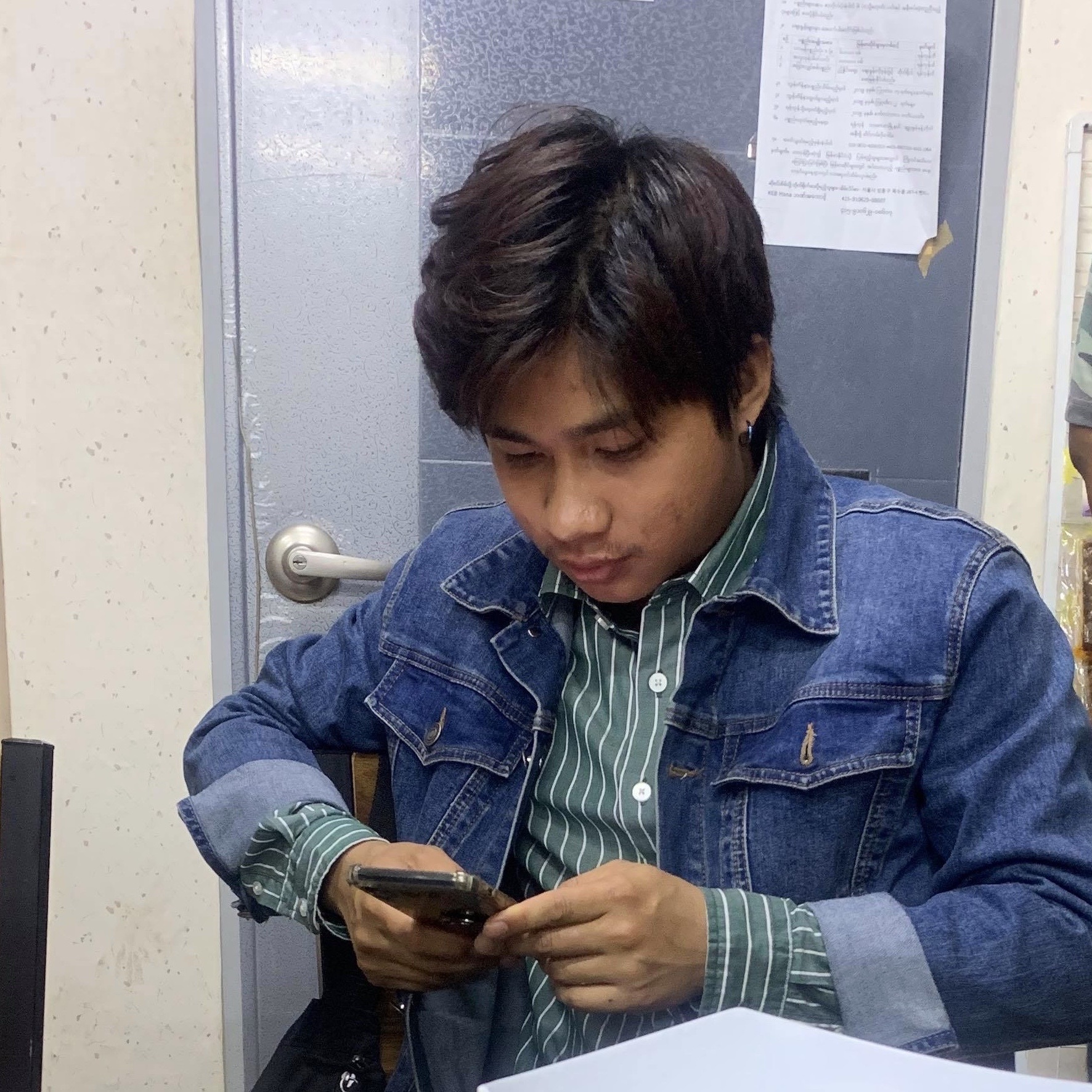 kaung.htet103님의 스타일