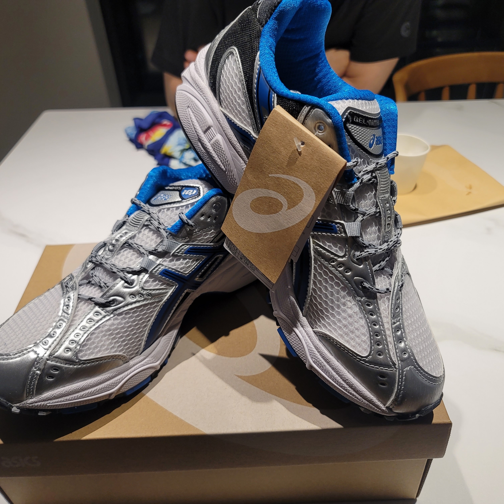 Asics Gel-Nimbus 10.1 White Directoire Blue 착용 스타일 - 1