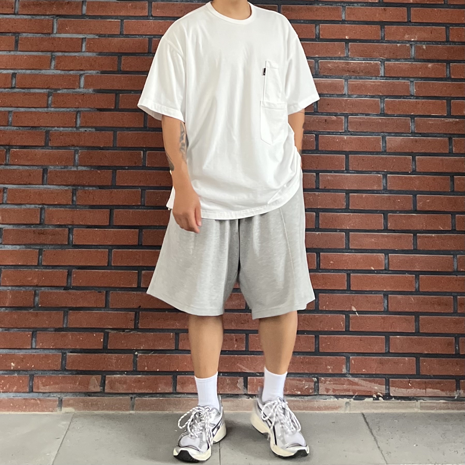 Asics x JJJJound Gel-Kayano 14 Silver Black 착용 스타일 - 2