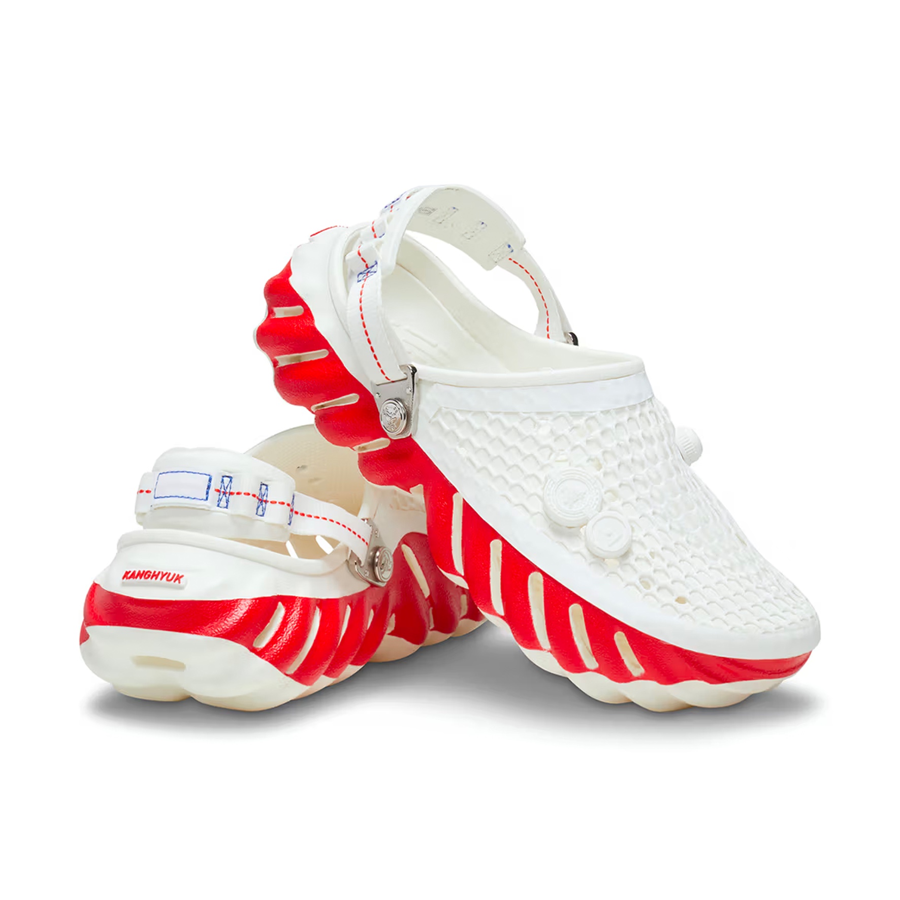Crocs x Kanghyuk Echo Clog White Red 착용 스타일 - 3