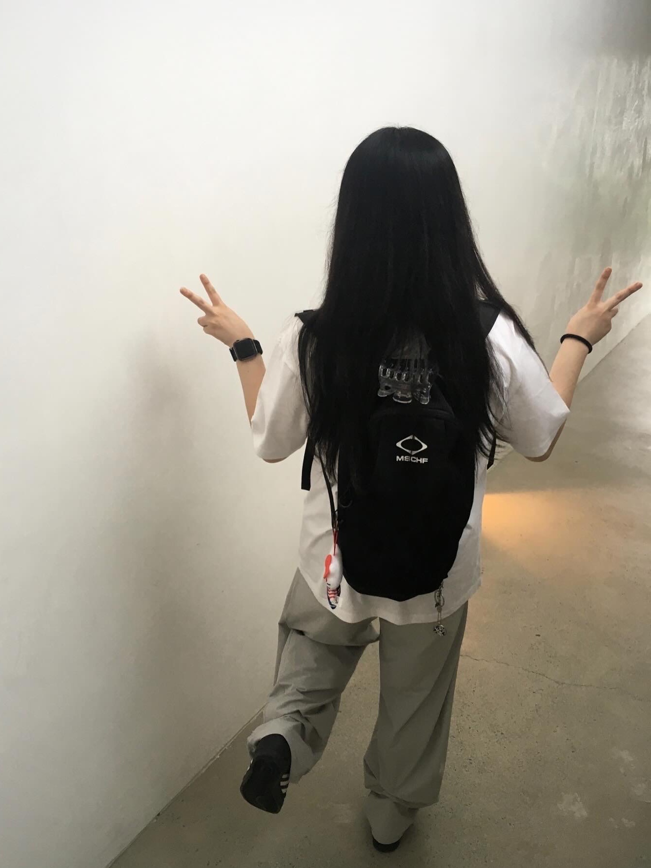 Mischief Rhombus Backpack Black, Sansan Gear Snap Pants Light Grey - 23SS 착용 스타일 - 1