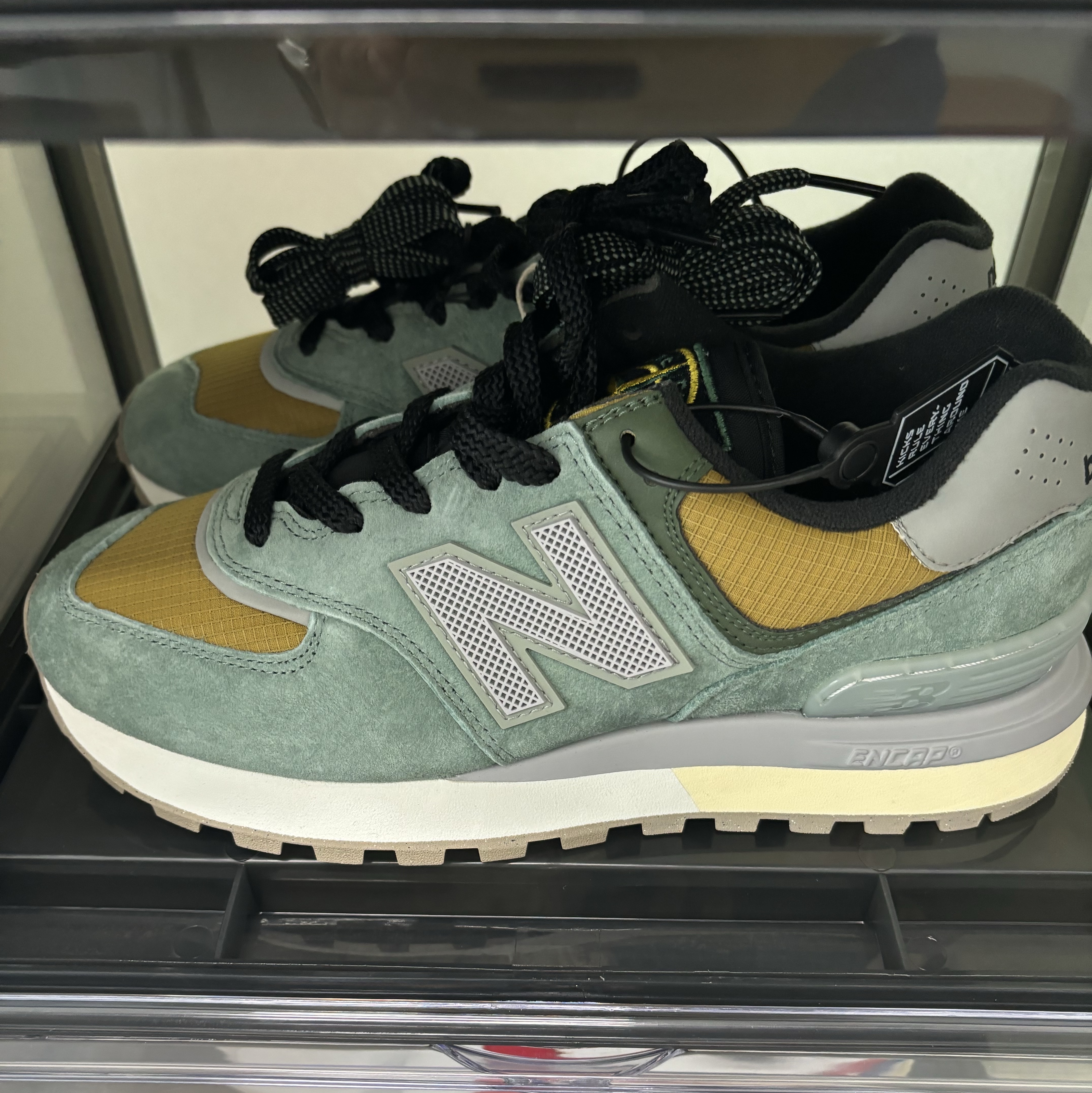 New Balance x Stone Island 574 Legacy Light Green 착용 스타일