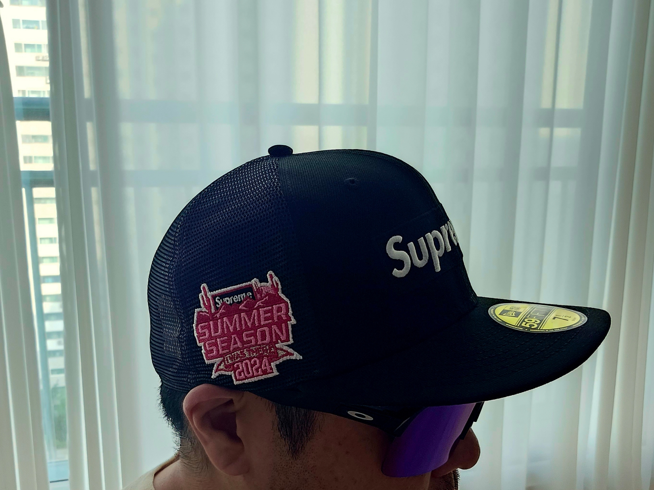 Supreme Box Logo Mesh Back New Era Black - 24SS 착용 스타일 - 2
