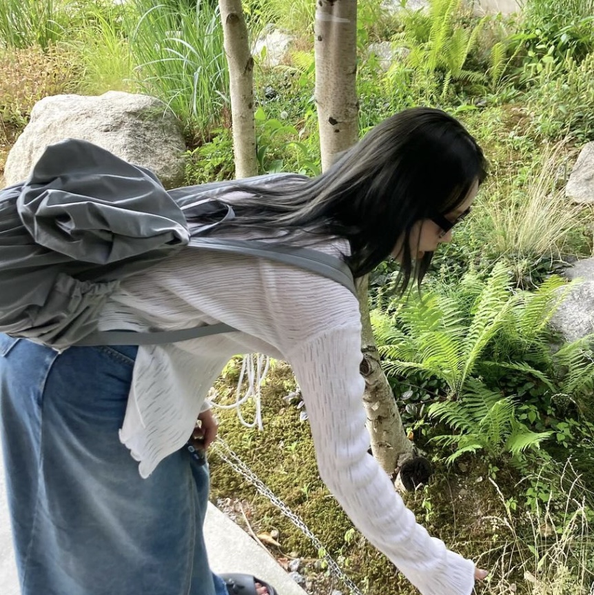 ACOC Blooming Backpack Gray, ACOC Blooming Backpack Ice Blue 착용 스타일