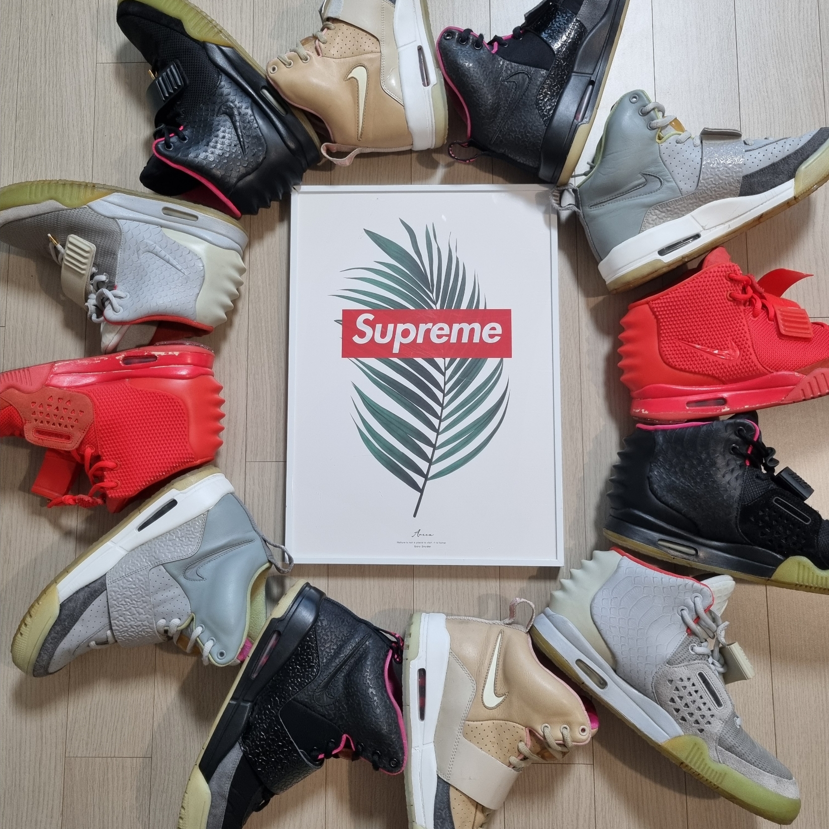 Nike Air Yeezy 2 Red October, Nike Air Yeezy 2 Solar Red 착용 스타일 - 1