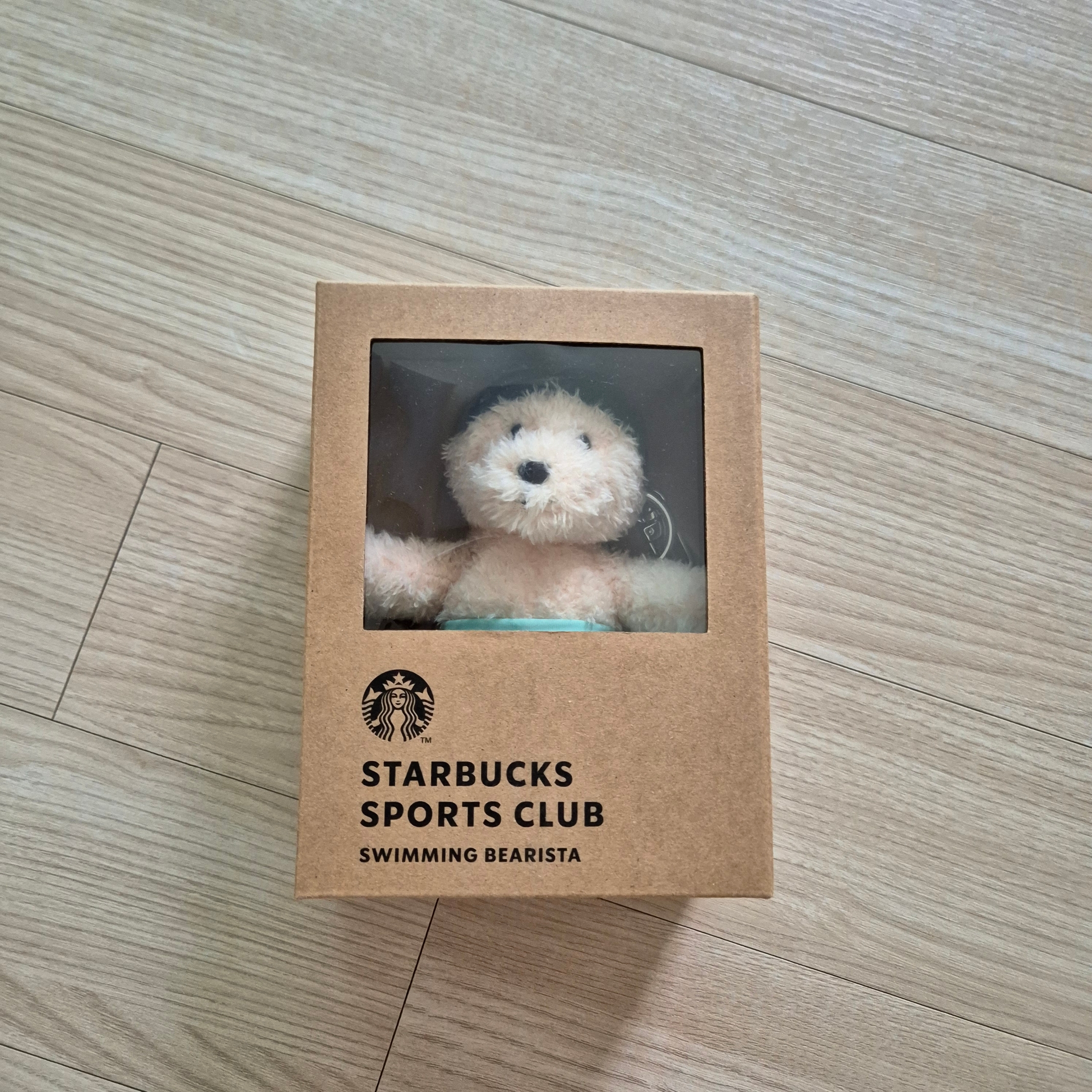 Starbucks Swimming Bearista Keychain 착용 스타일