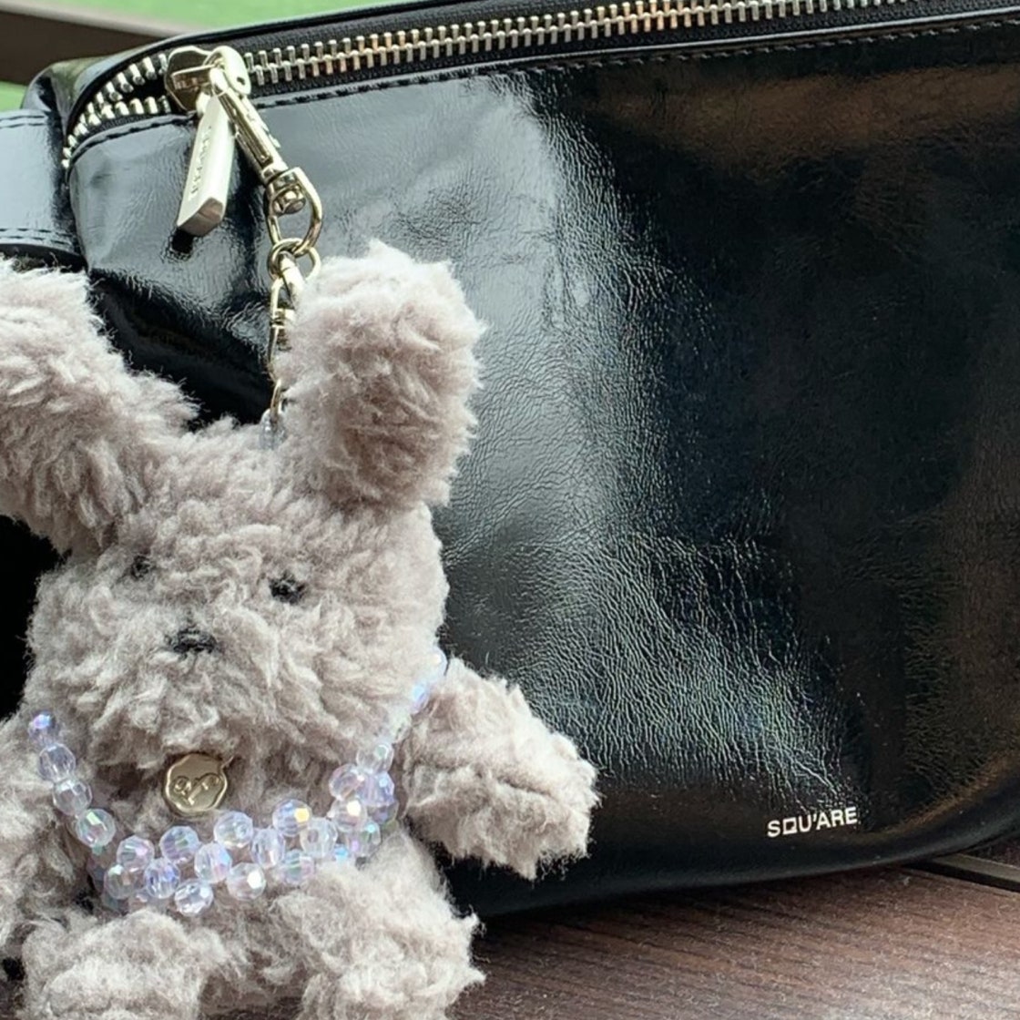 【overdue flair】[OVERDUE FLAIR x COSYMOSY]OF POODLE KEYRING 521285b71928e5c3cad768e75c9ee6