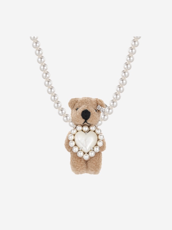 Yvmin Furry Bear Pearl Necklace Brown - 24FW, Yvmin Mini Flocked Bear Earrings Pink - 24FW 착용 스타일 - 5