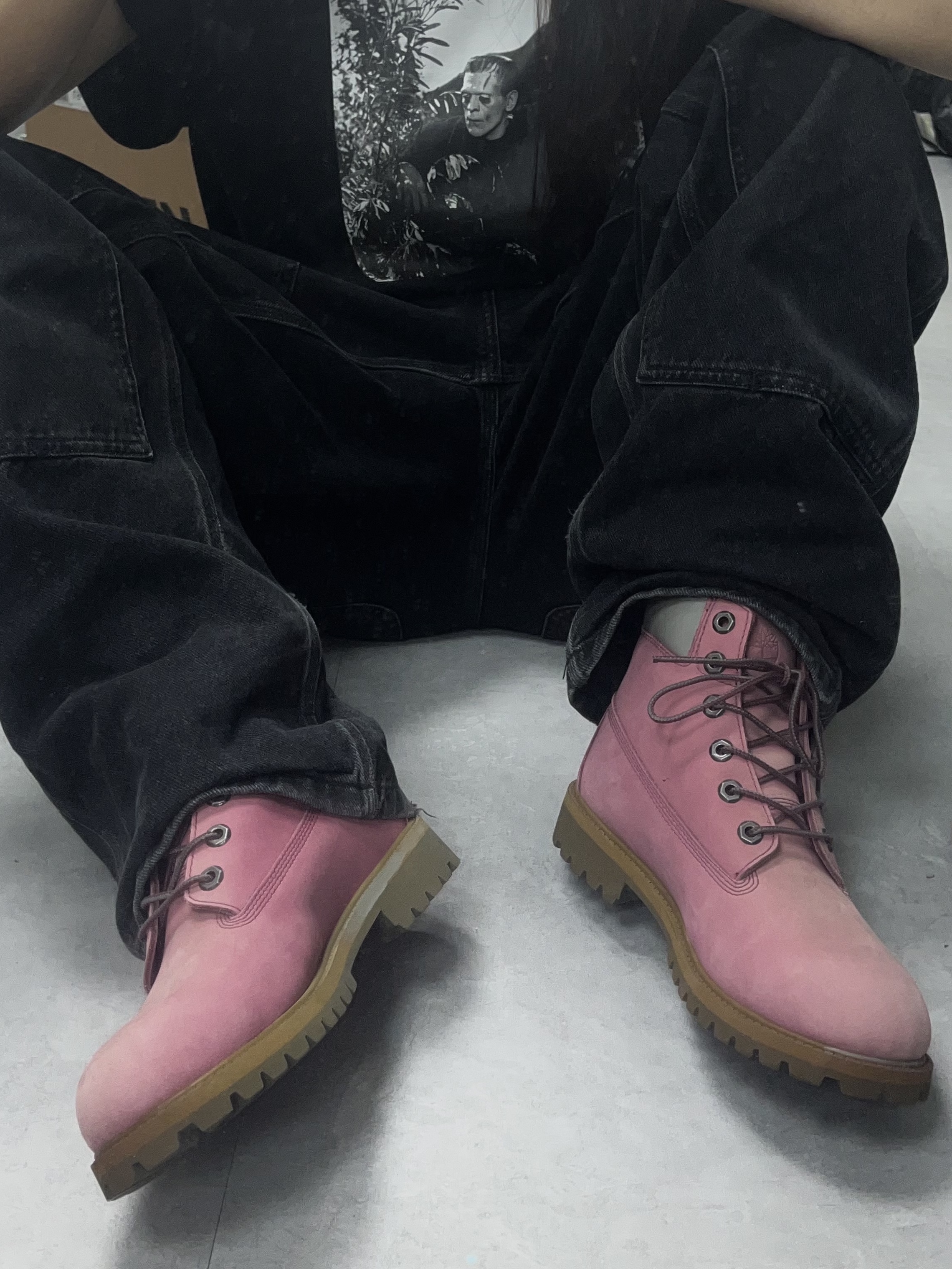 Carhartt WIP Fairfield Denim Double Knee Pants Black Stone Washed, Timberland Premium 6 inch Waterproof Boot Wheat Nubuck - Wide 착용 스타일 - 2