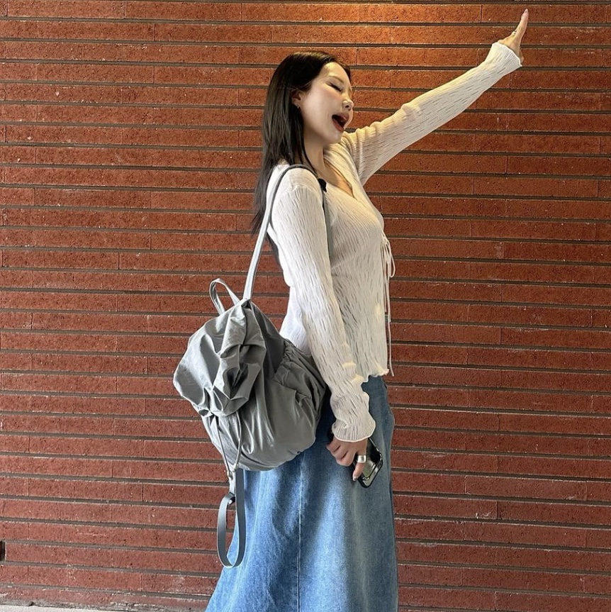 ACOC Blooming Backpack Gray, ACOC Blooming Backpack Ice Blue 착용 스타일