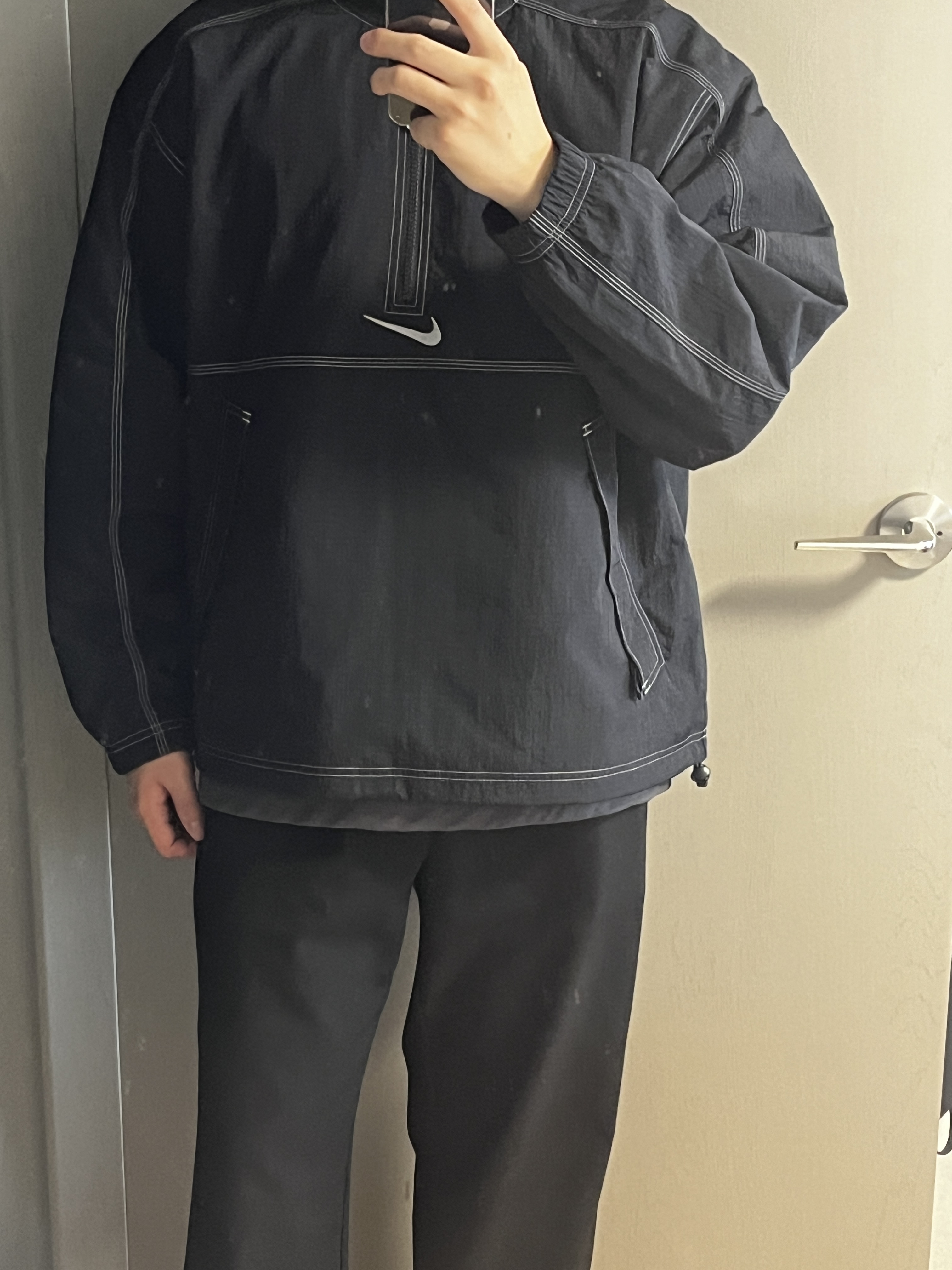 Supreme x Nike Ripstop Pullover Black - 24SS 착용 스타일 - 1
