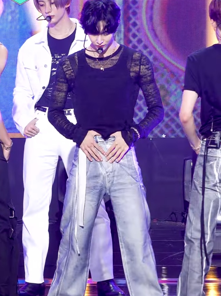 Ottolinger Women Double Fold Pants Black White Paint 착용 스타일 - 3