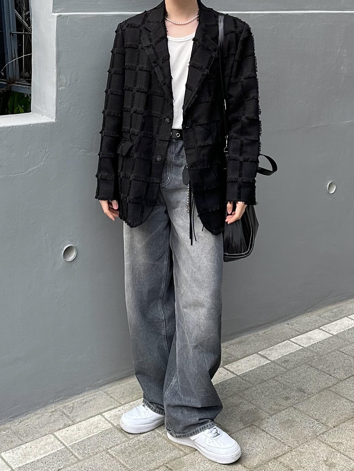 Matin Kim Big Coating Tote Bag Black, Nike Air Force 1 '07 Low White 착용 스타일 - 6