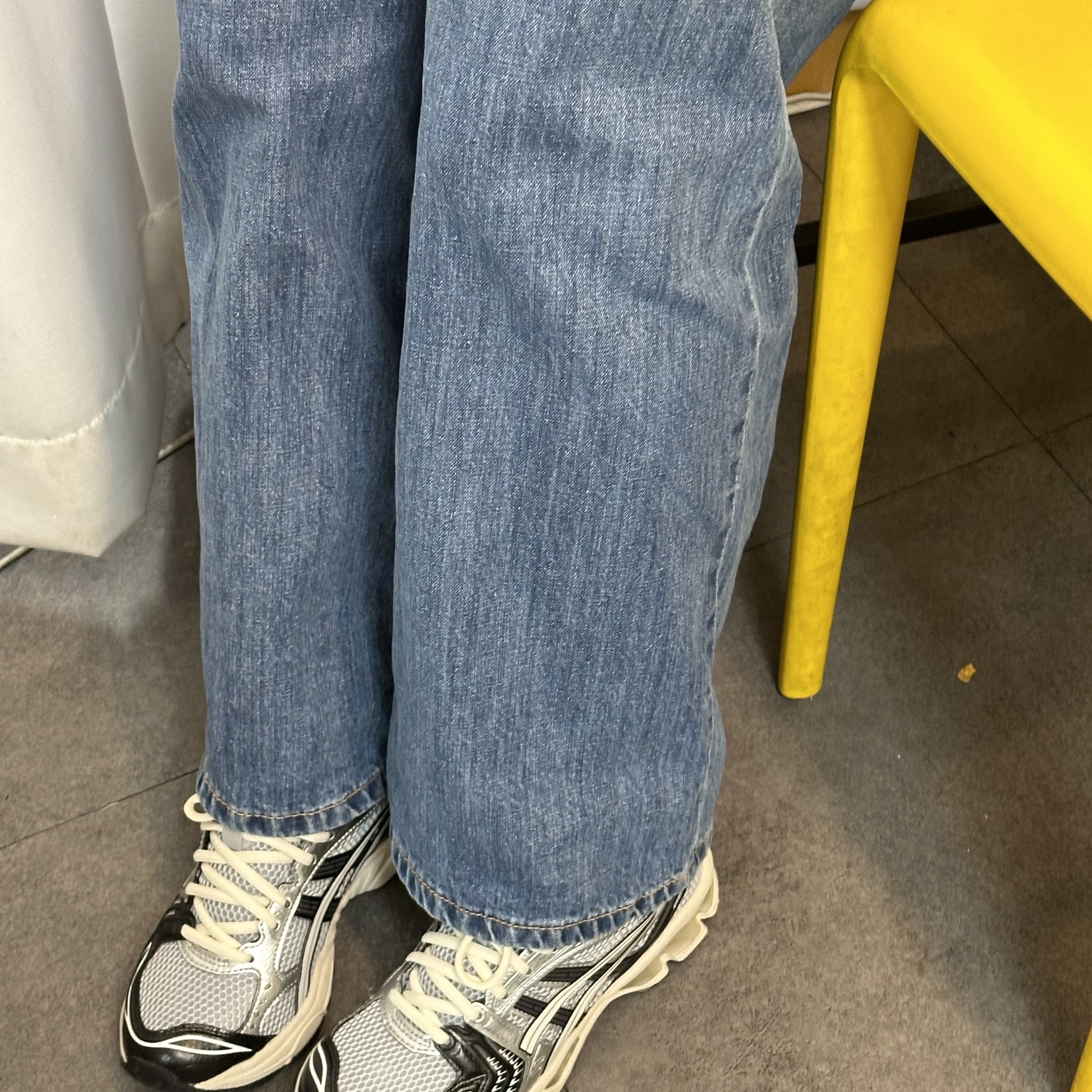 Asics Gel-Kayano 14 Black Glacier Grey 착용 스타일 - 2
