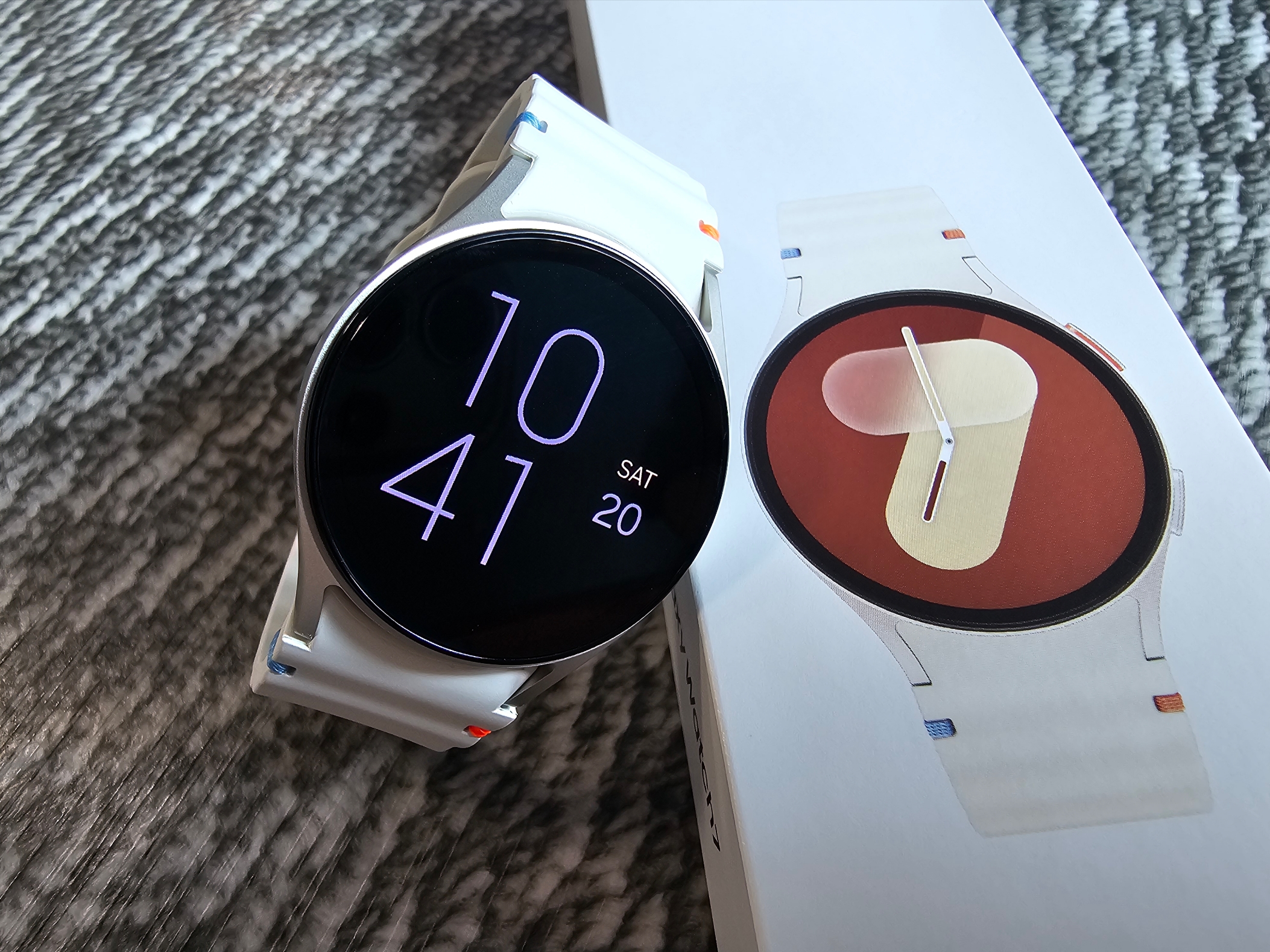Samsung Galaxy Watch7 40mm LTE Cream (Korean Ver.) 착용 스타일