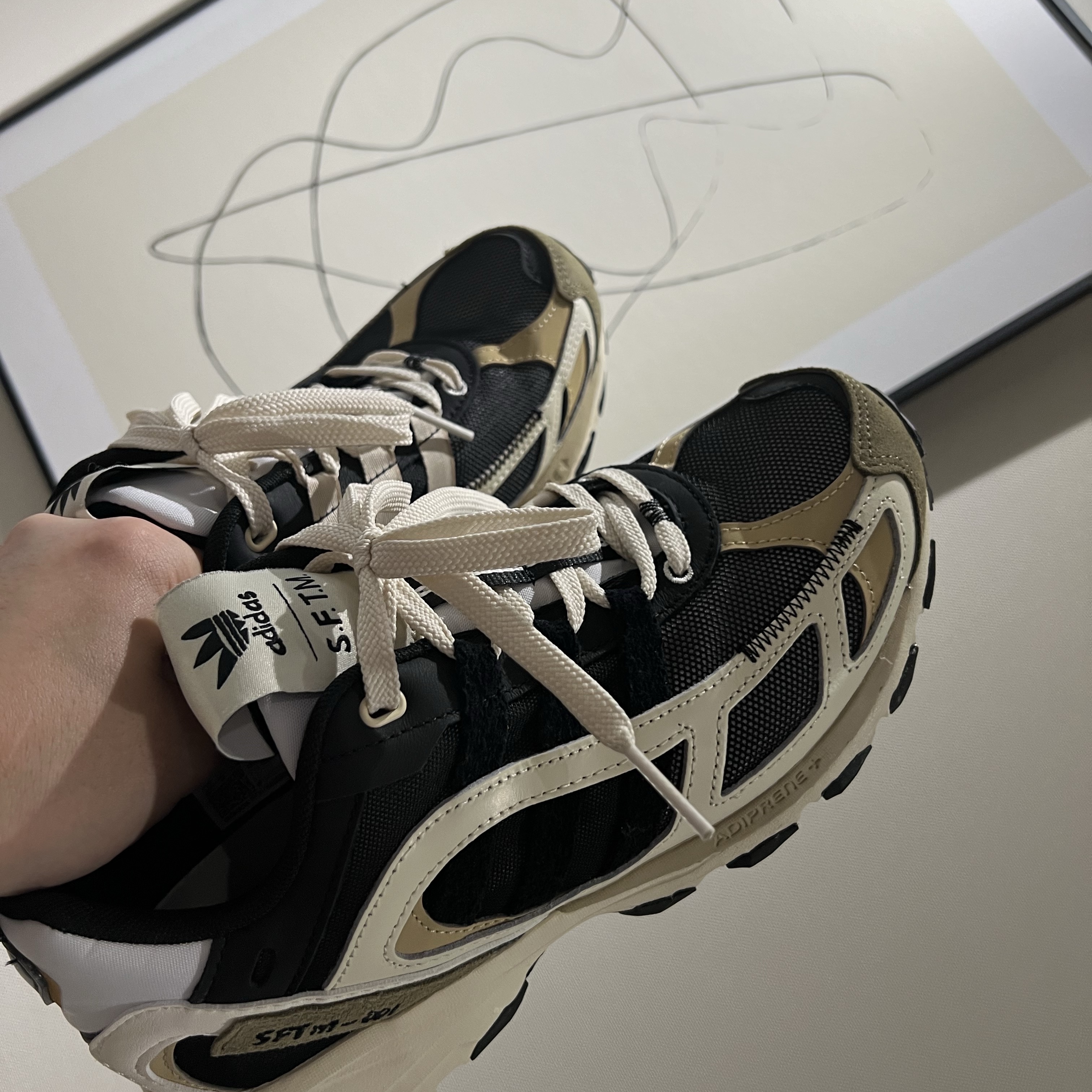 Adidas x Song for the Mute Shadowturf Core Black 착용 스타일