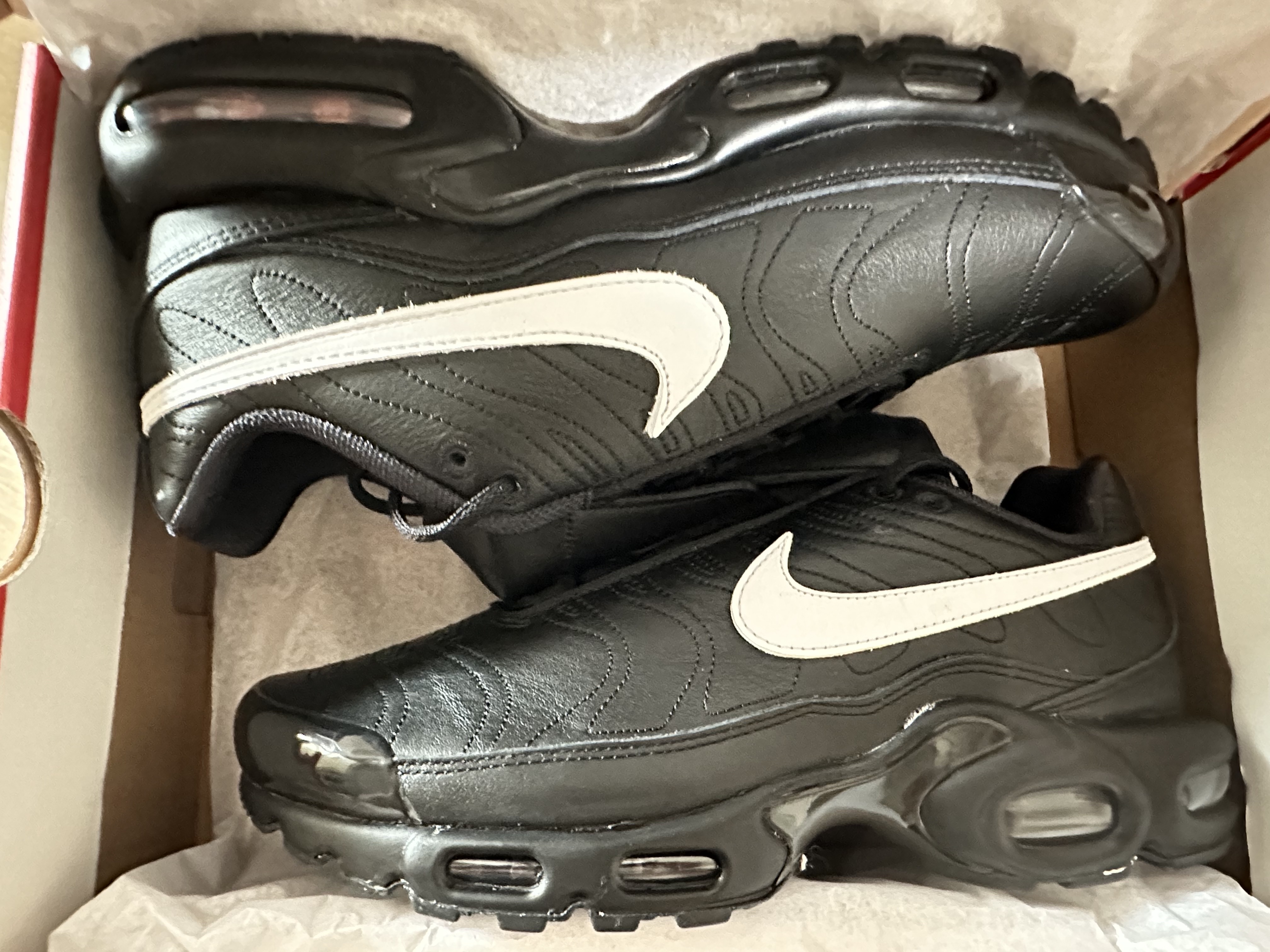 (W) Nike Air Max Plus TNPO Black 착용 스타일