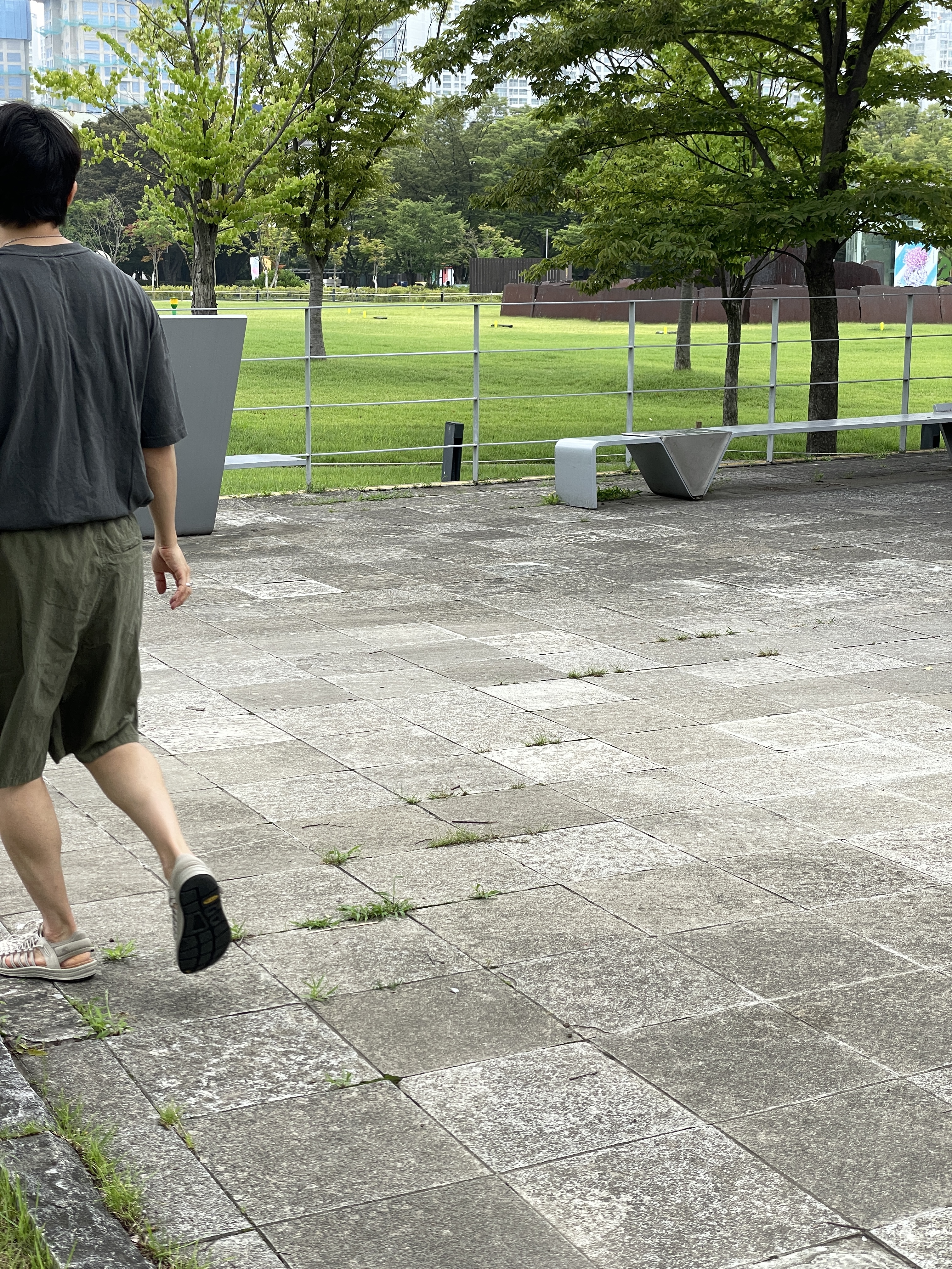 Kapital Ripstop Nam Shorts Khaki 착용 스타일 - 5