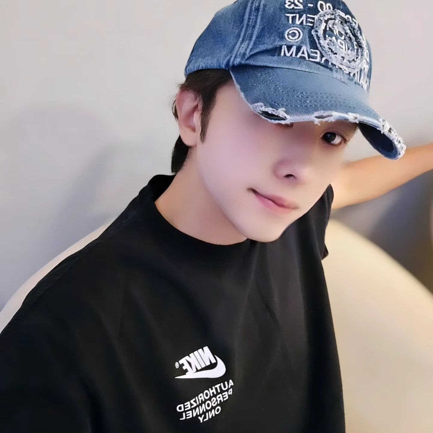 Millo Archive Core Denim Ball Cap Washed Blue, Nike NSW Authorized Personnel T-Shirt Black - Asia 착용 스타일 - 2