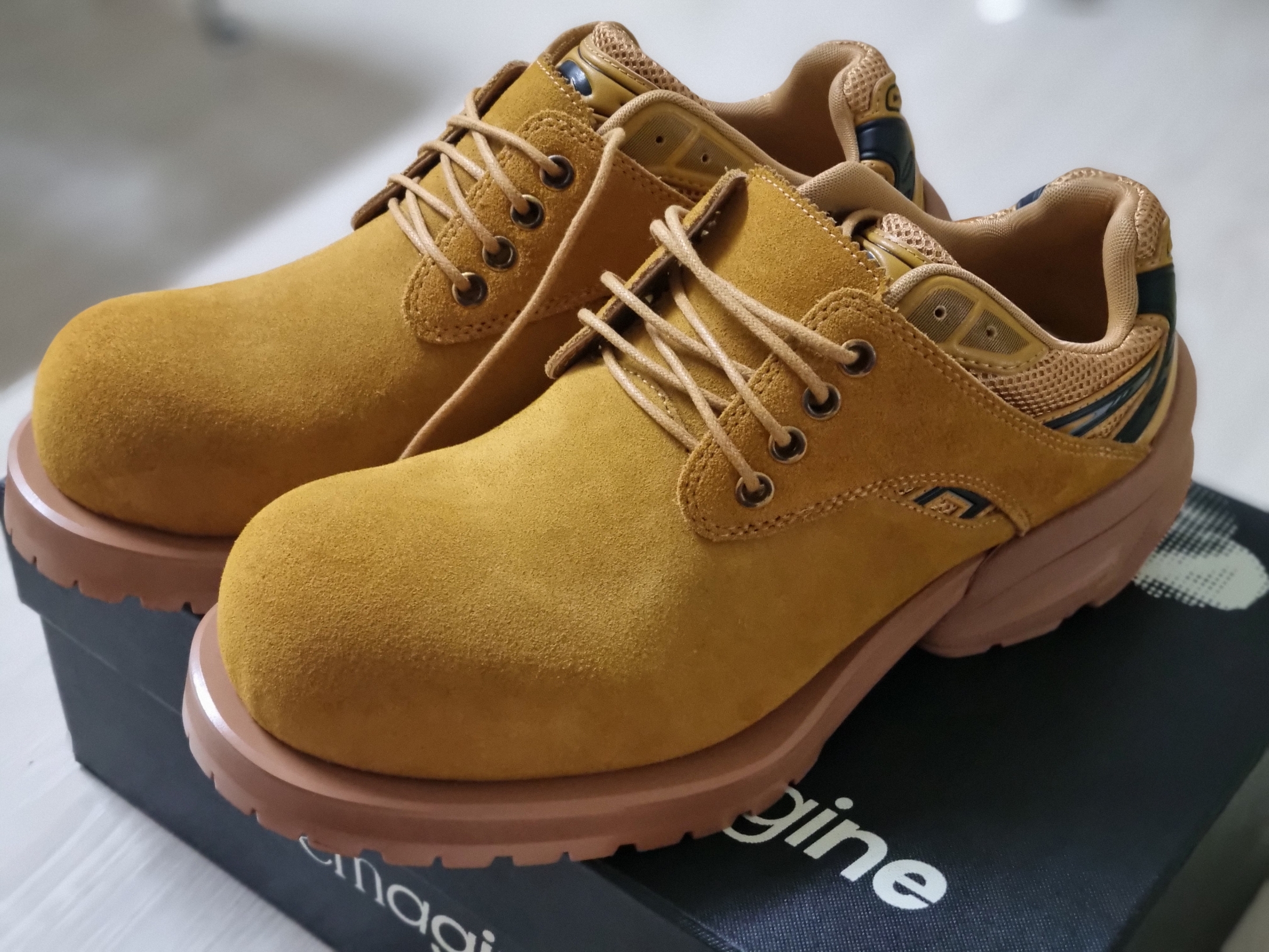 Remagine Hybrid Derby Shoes Starting Bigger Wheat 착용 스타일