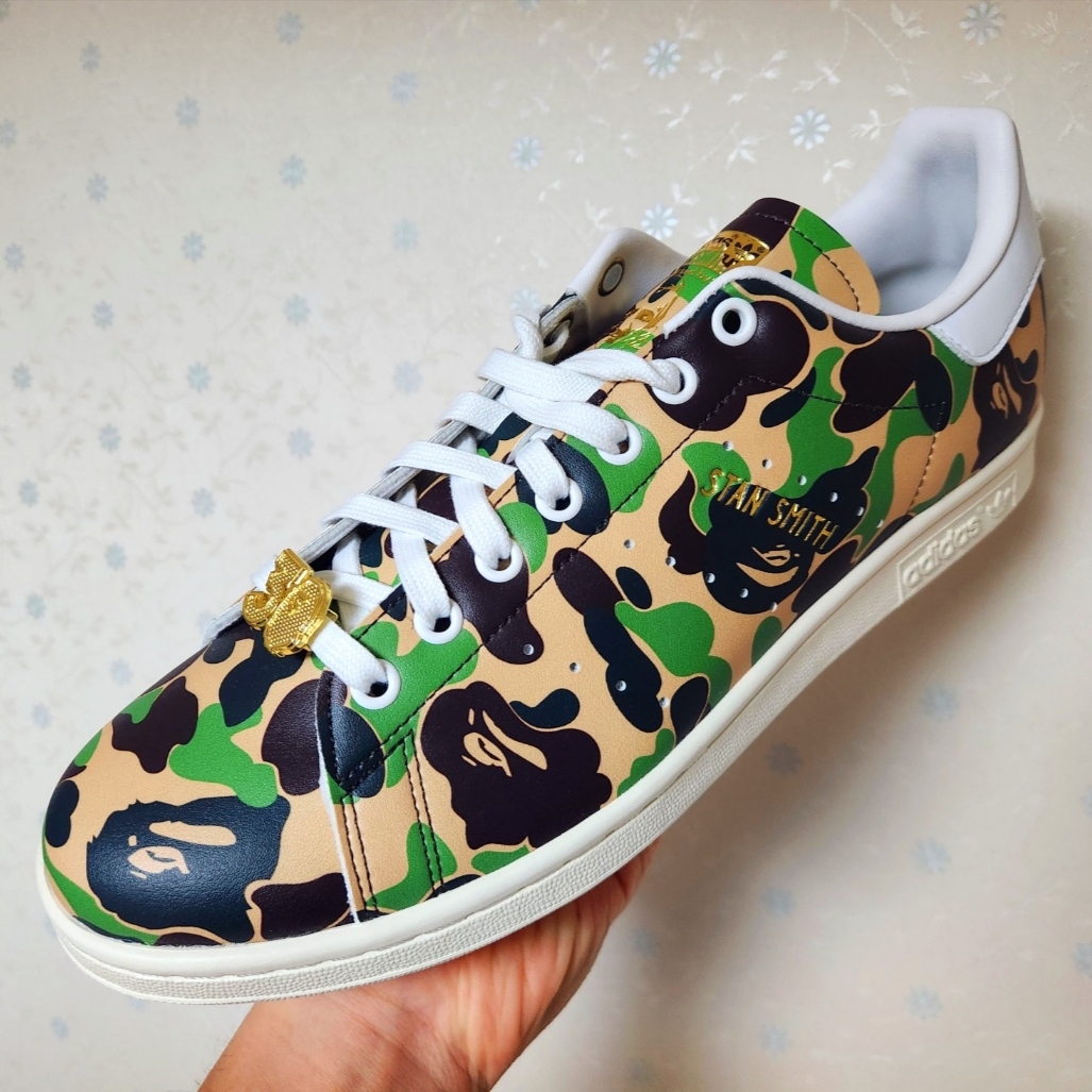 Adidas x BAPE Stan Smith Cloud White 착용 스타일 - 1