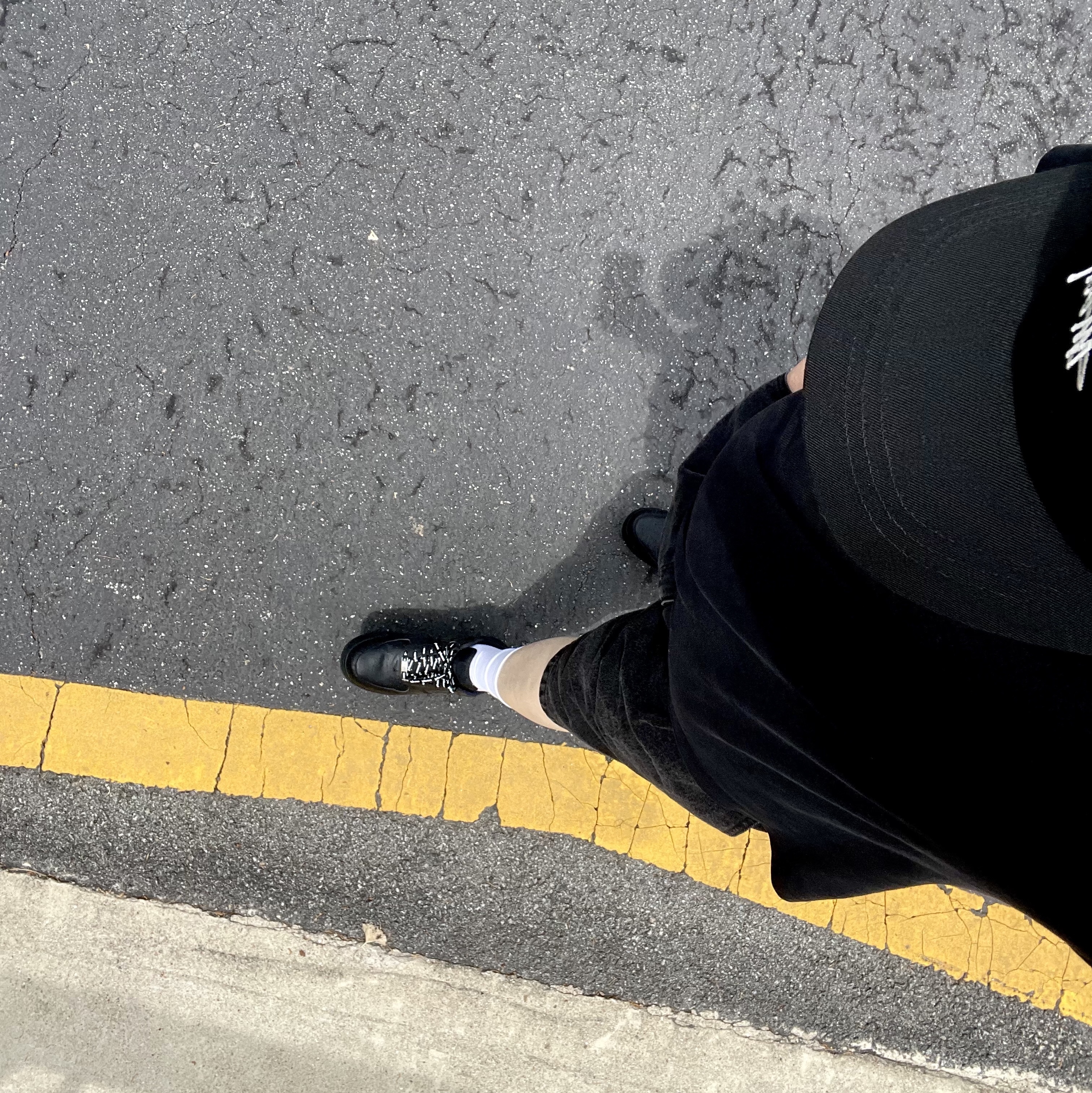 Nike x Supreme Air Force 1 Low Black, Stussy Basic Stock Low Pro Cap Black 착용 스타일