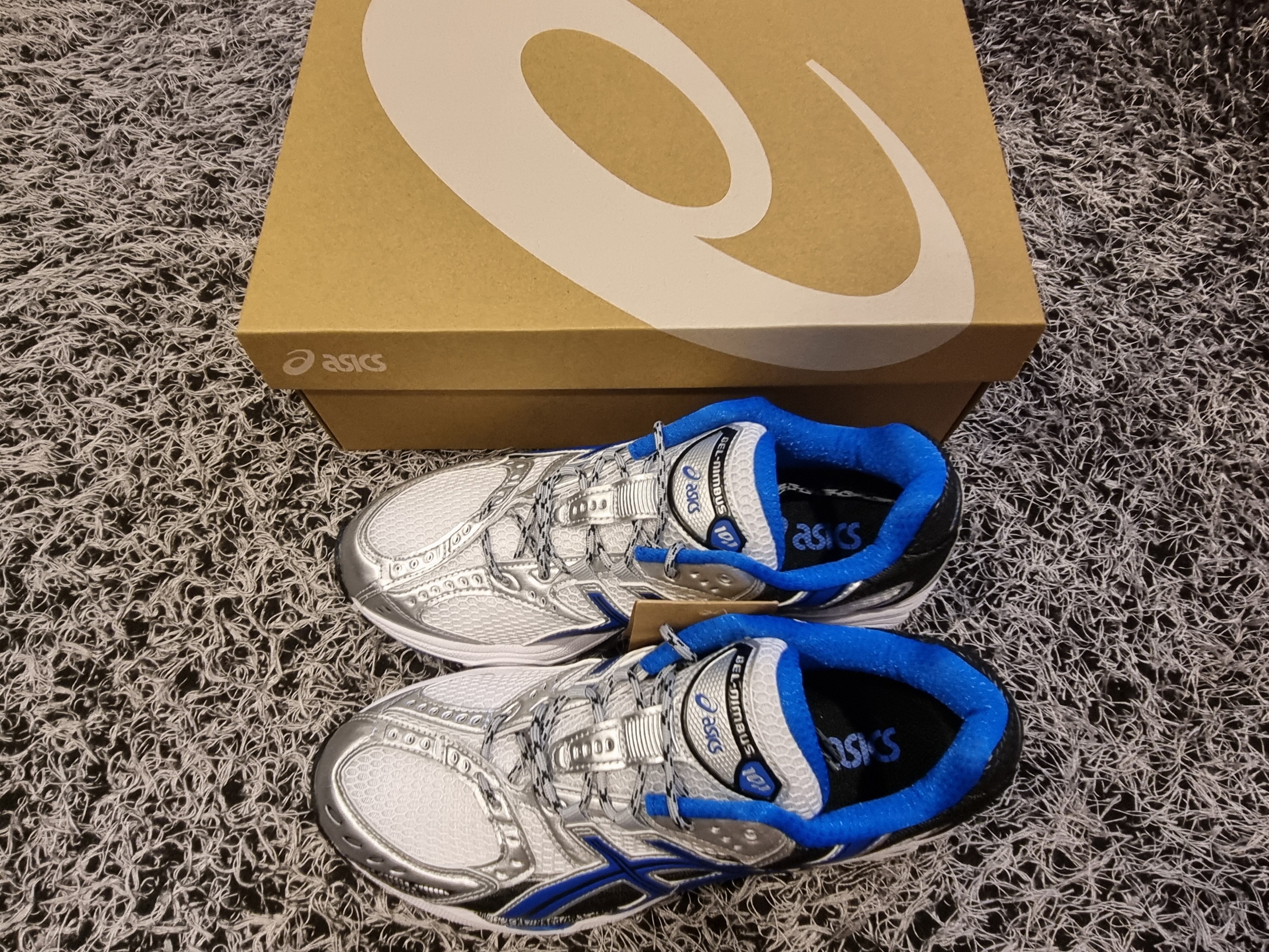 Asics Gel-Nimbus 10.1 White Directoire Blue 착용 스타일 - 6