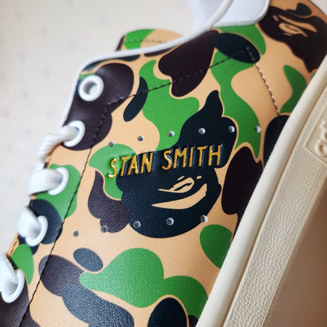 Adidas x BAPE Stan Smith Cloud White 착용 스타일 - 3