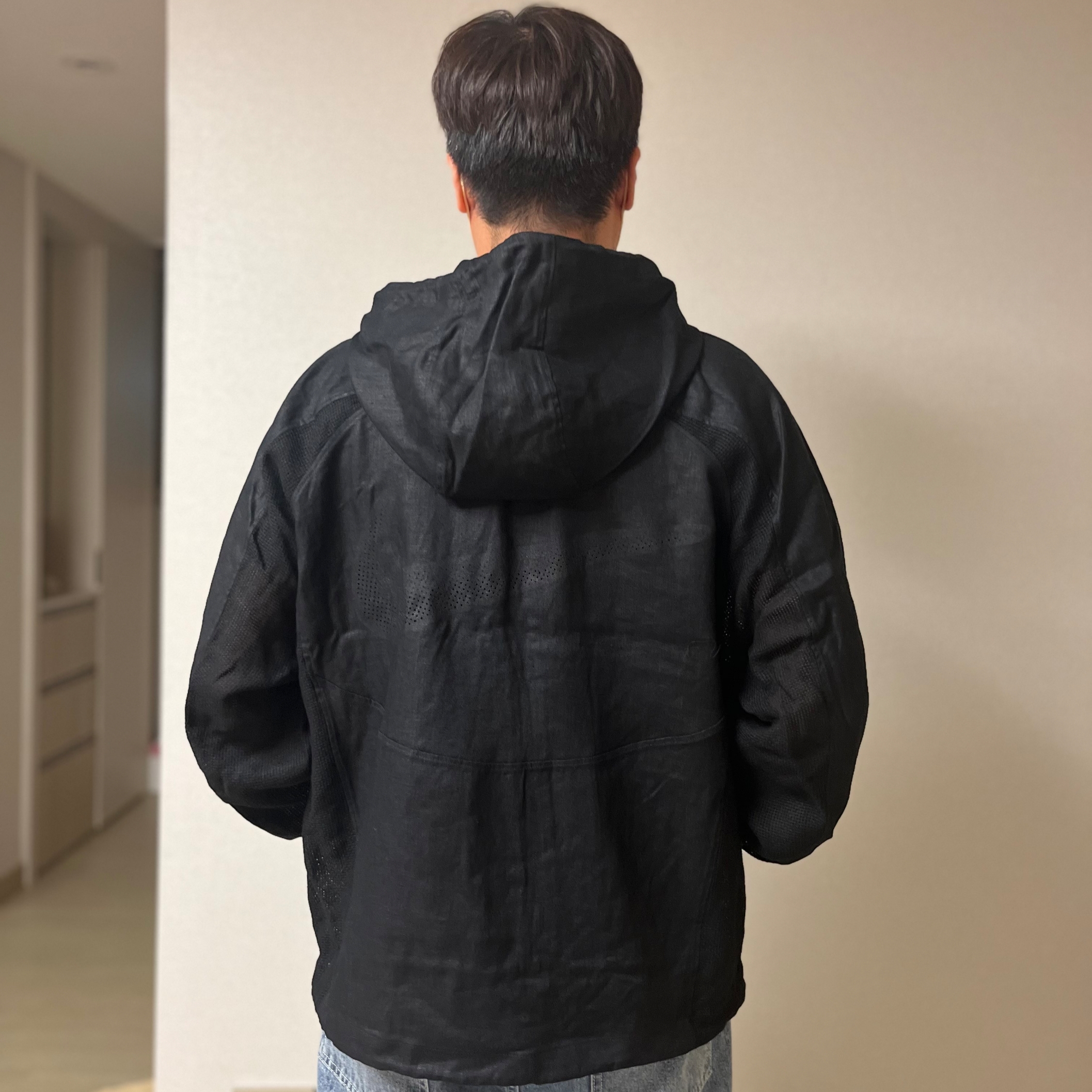 Nike x Stussy Linen Shell Jacket Black (FZ5751-010) 착용 스타일 - 4
