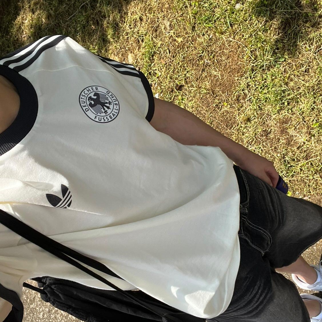 Adidas German Adicolor Classic 3-Stripes T-Shirt Off White - KR Sizing 착용 스타일