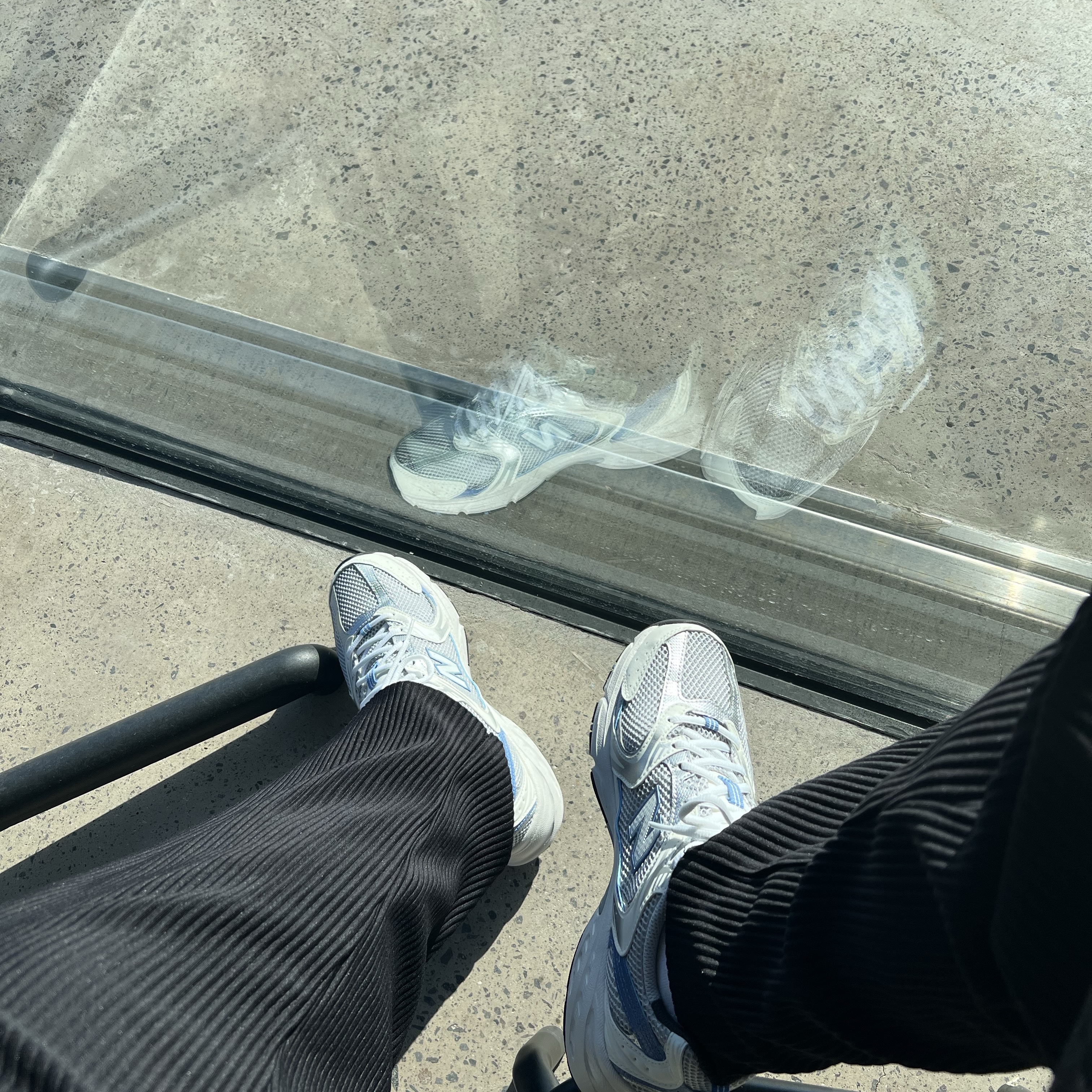 New Balance 530 Steel Blue 착용 스타일