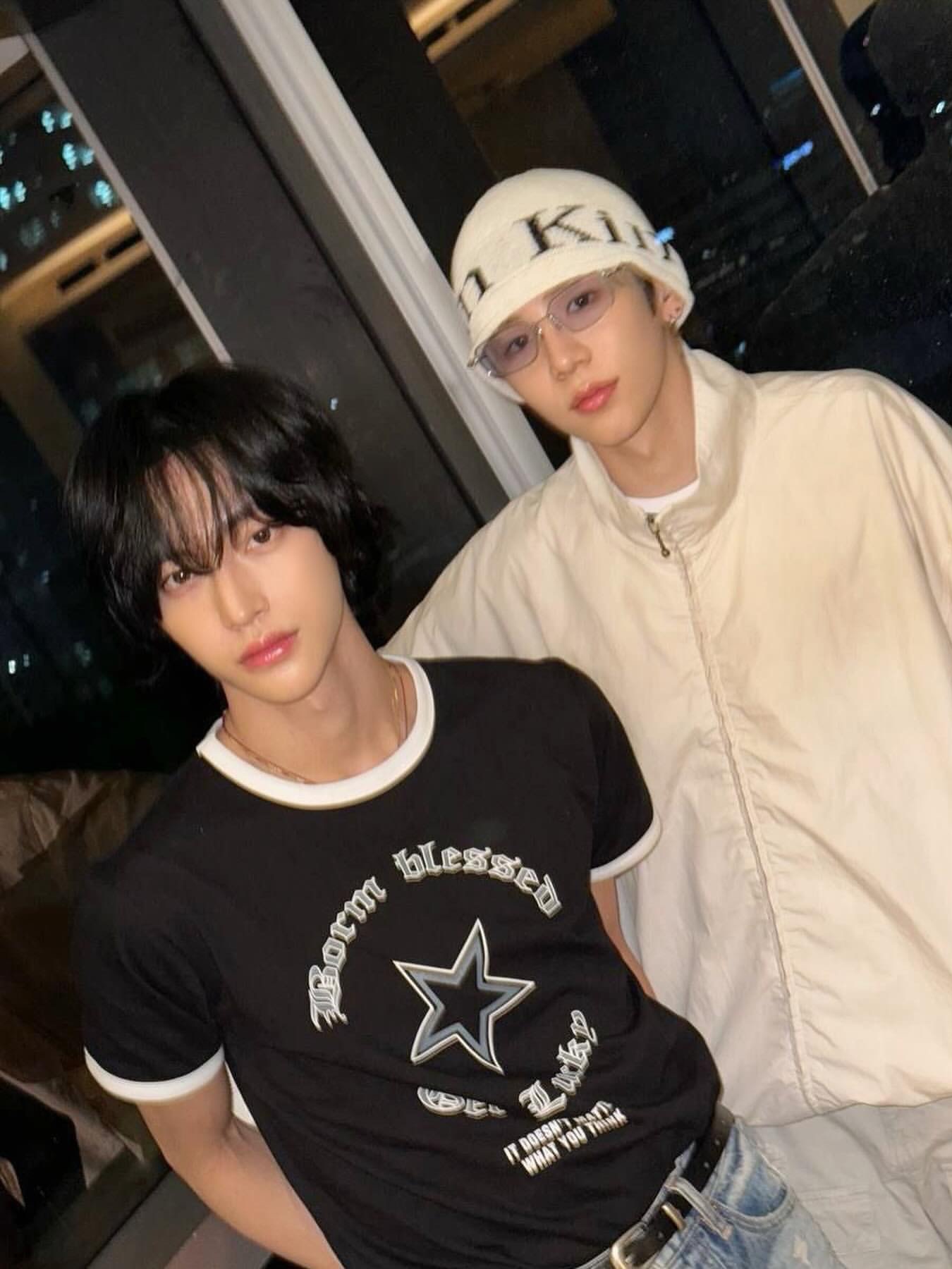 Matin Kim Logo Jacquard Short Beanie White, Gentle Monster Atomic 02(B) Silver 착용 스타일 - 2