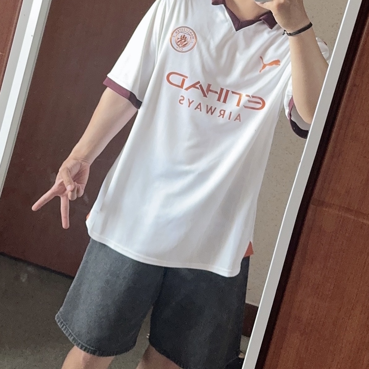 Puma Manchester City 2023/24 Away Jersey White Aubergine (Non Marking Ver.) 착용 스타일 - 2