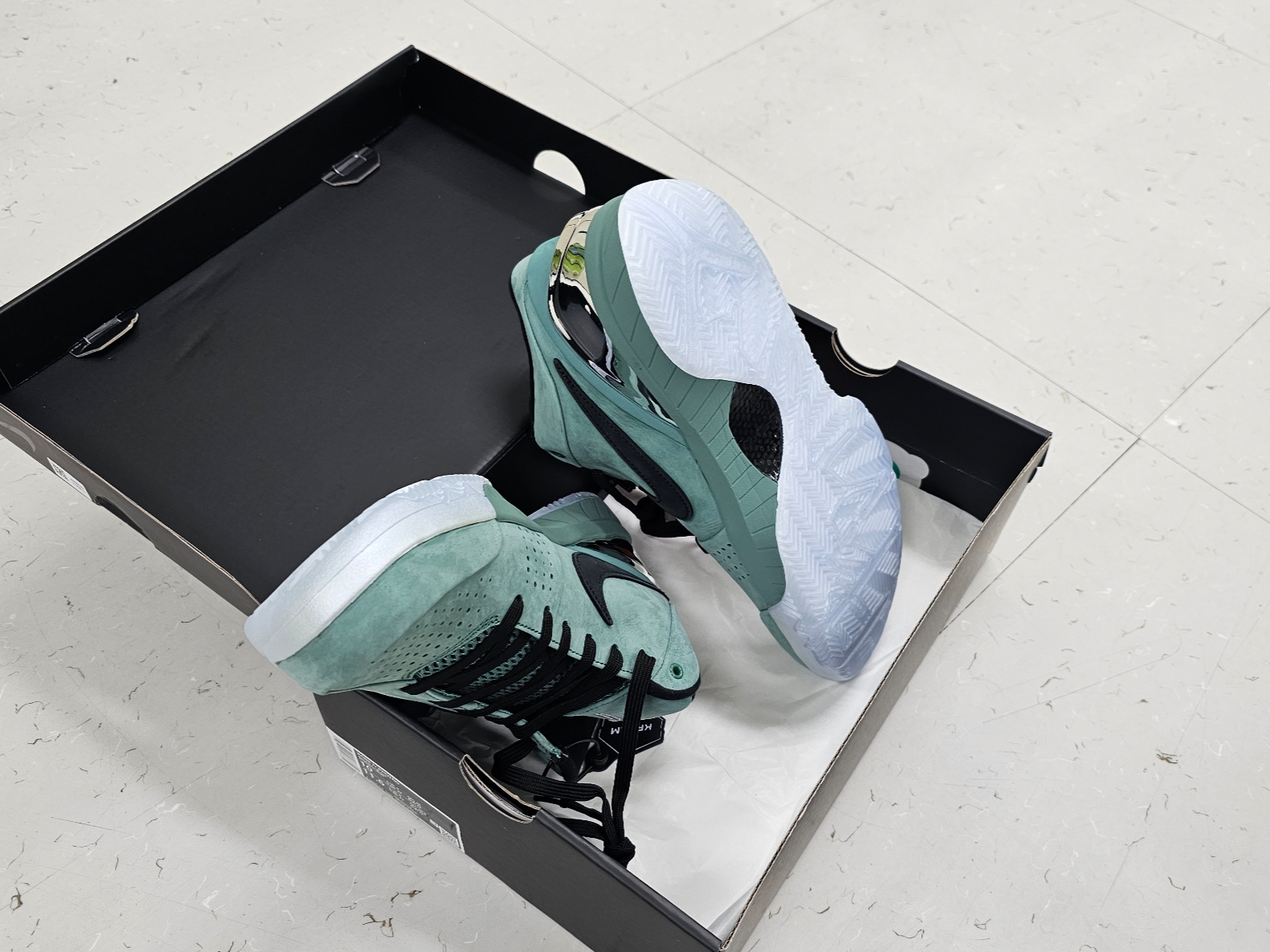 Nike Kobe 4 Protro Girl Dad 착용 스타일 - 1