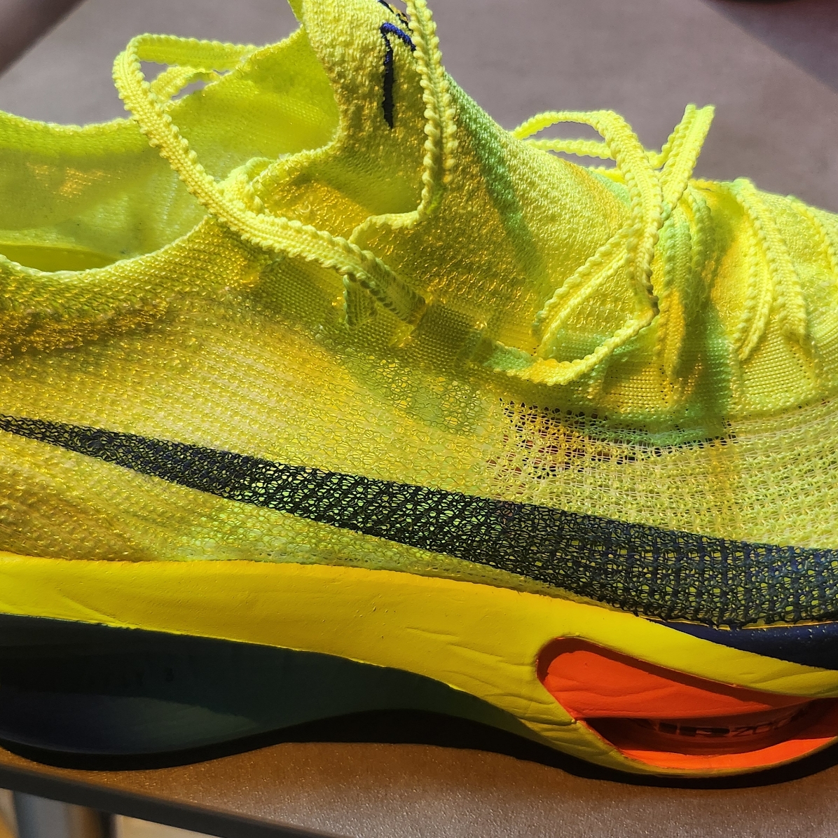 Nike Air Zoom Alphafly Next% 3 Volt 착용 스타일 - 1