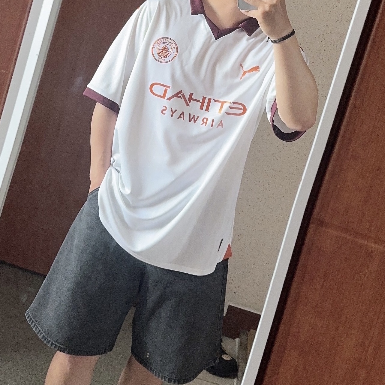 Puma Manchester City 2023/24 Away Jersey White Aubergine (Non Marking Ver.) 착용 스타일 - 1