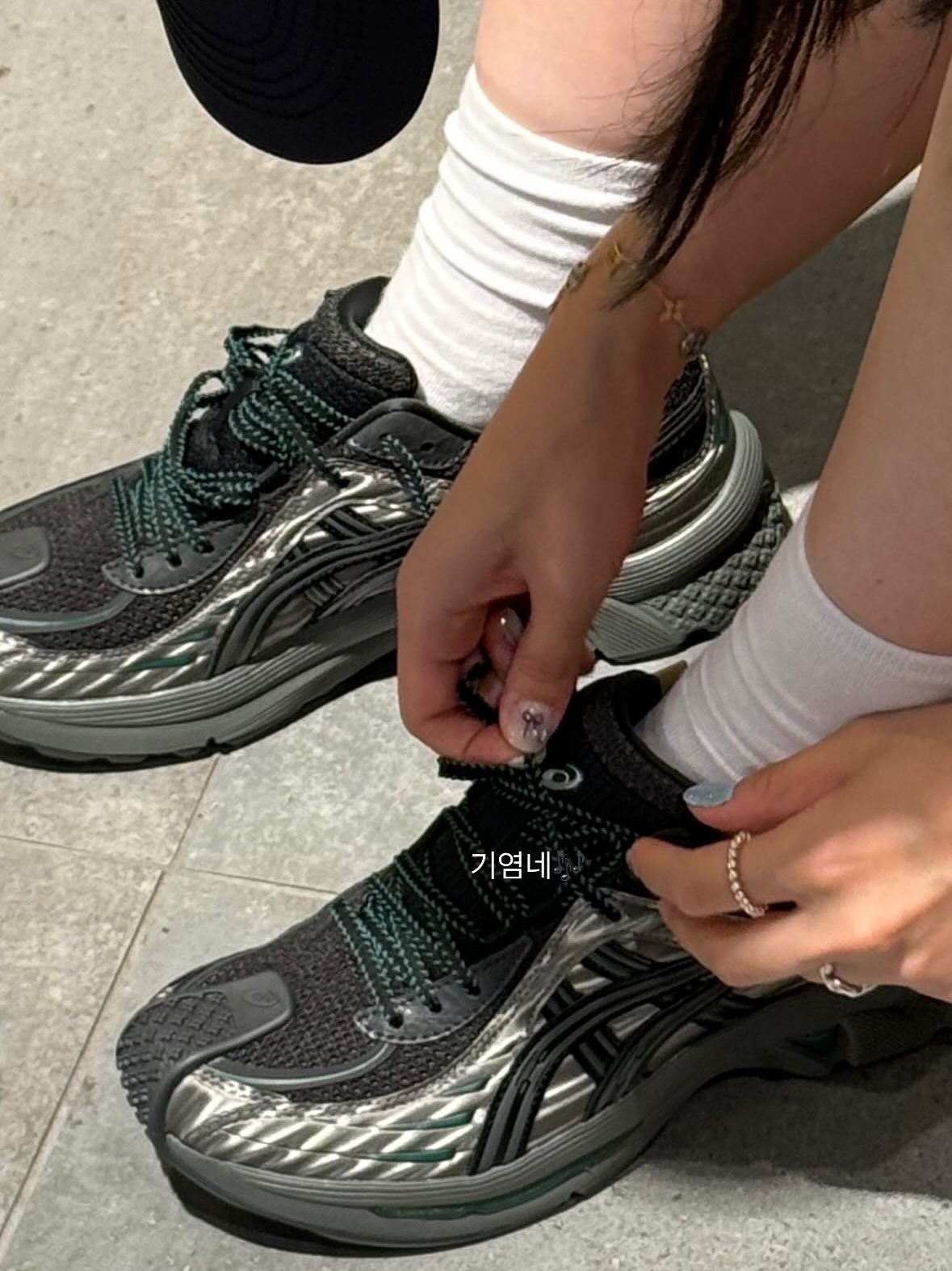 (W) Asics x Kiko Kostadinov Gel-Flammae Grey Black 착용 스타일