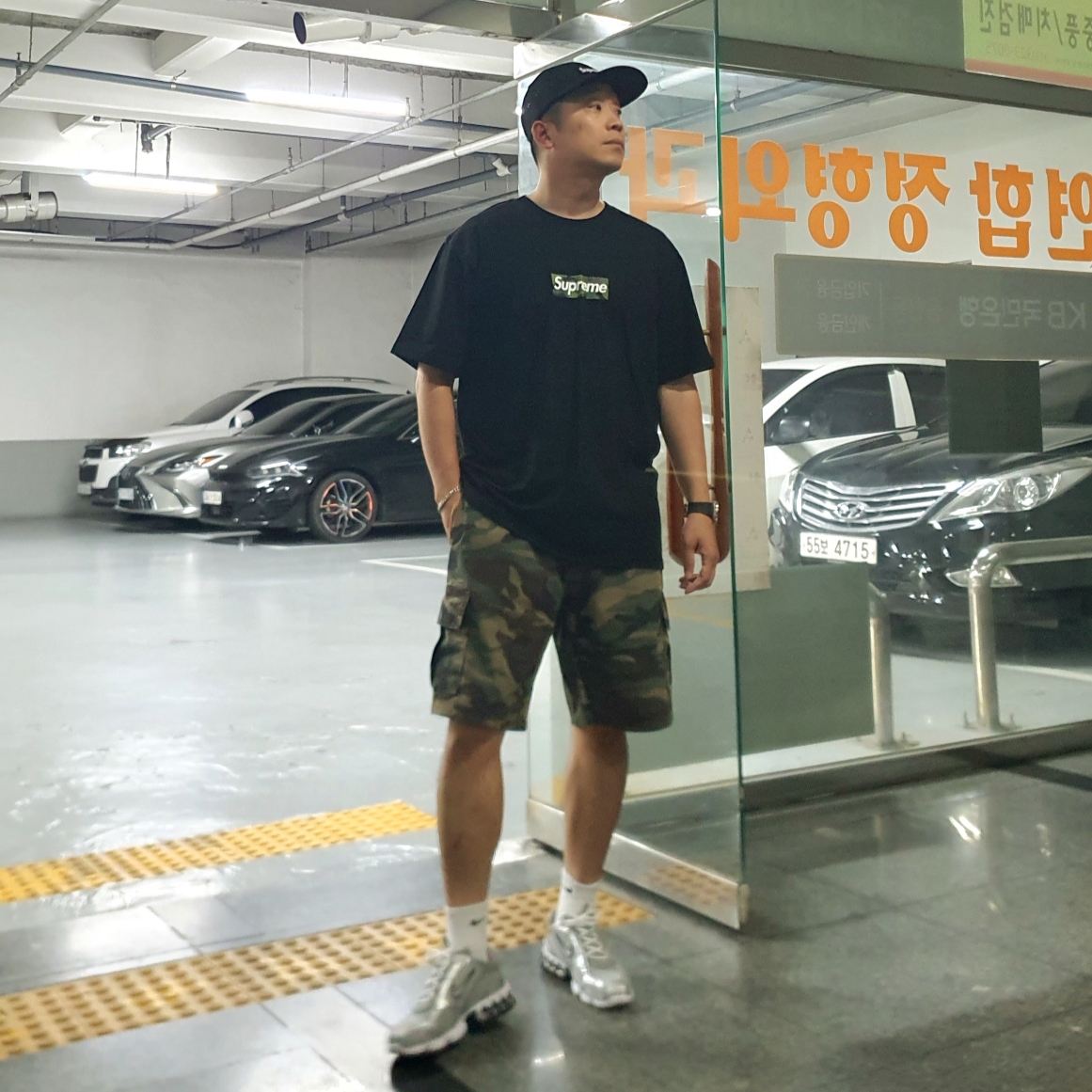 Nike Air Zoom Spiridon Cage 2 Metallic Silver, Casio G-Shock GM-2100-1A 착용 스타일 - 2