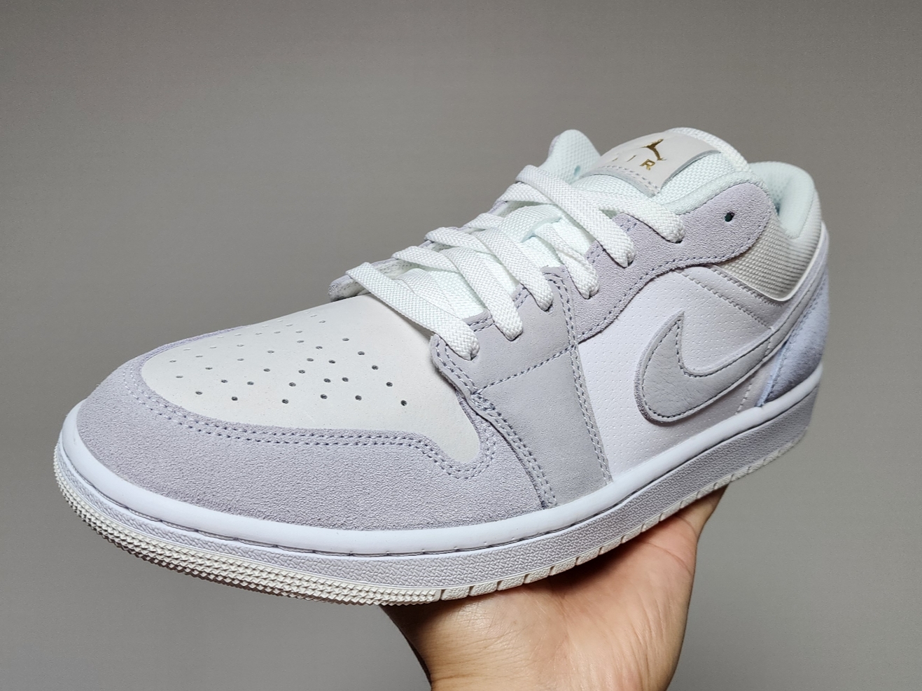 Jordan 1 Low Paris 착용 스타일